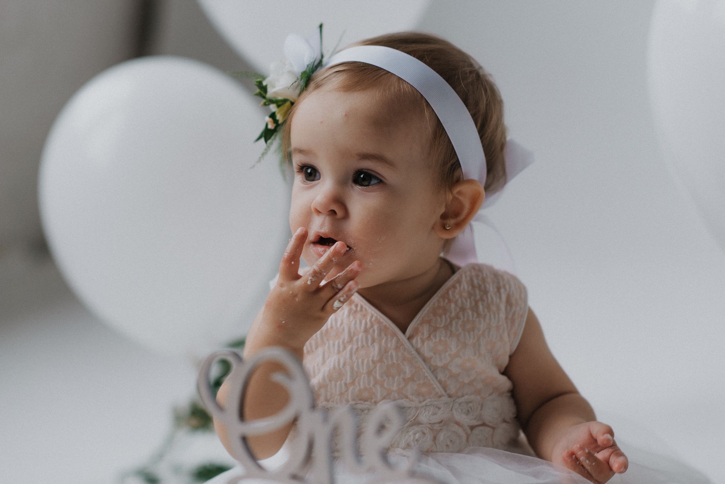 Перший тортик Дарини. Портретний та контент фотограф Київ