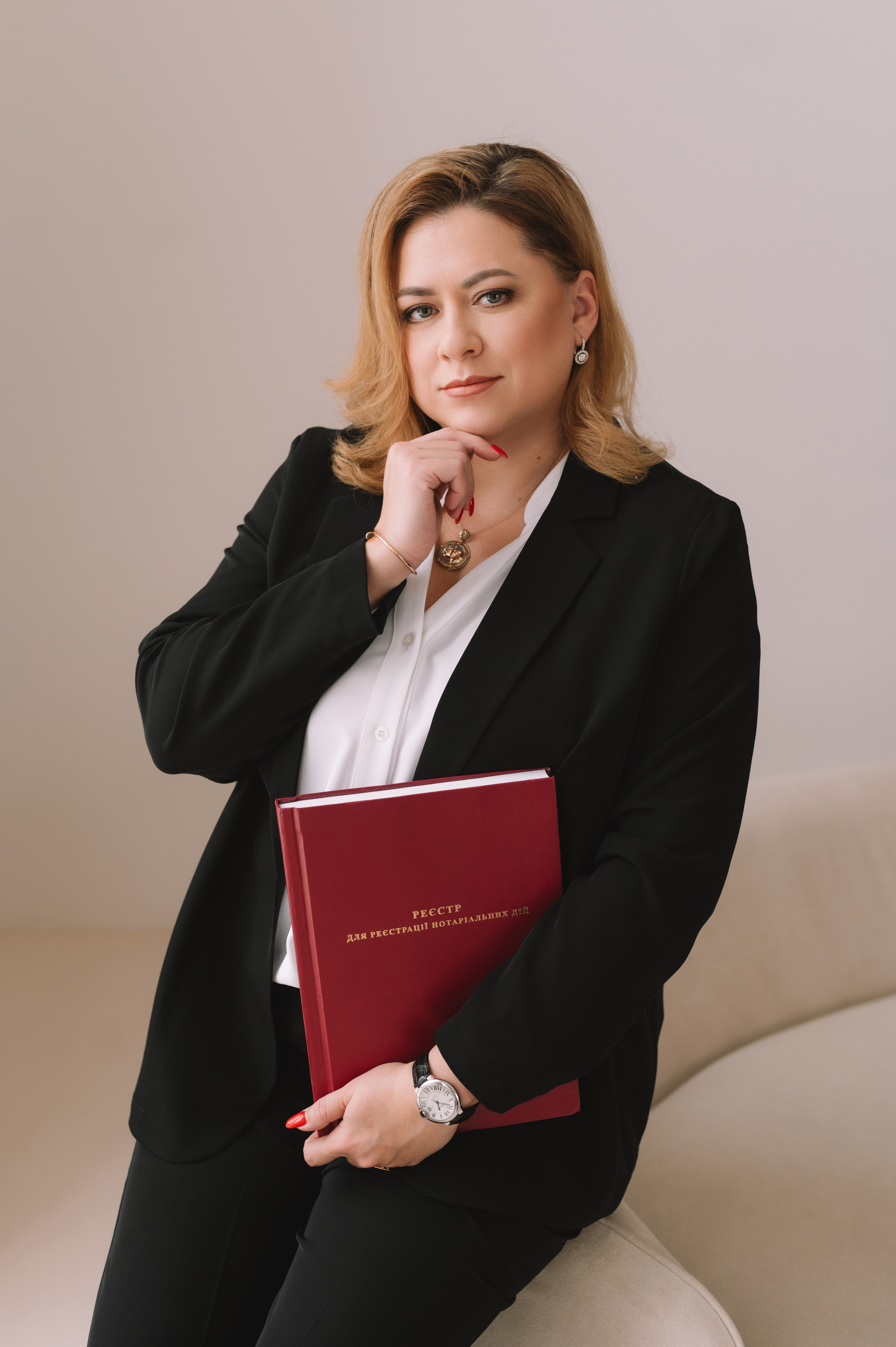 Зйомка для нотаріуса. Портретний та контент фотограф Київ