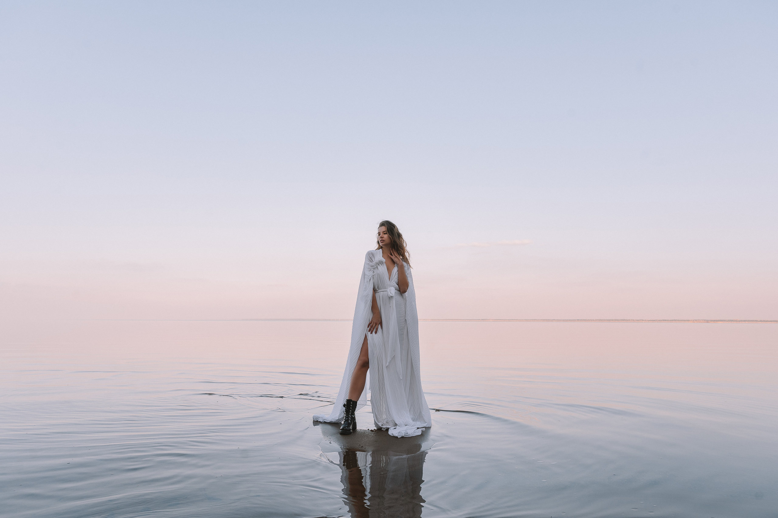 Зйомка дизайнерських суконь. Портретний та контент фотограф Київ