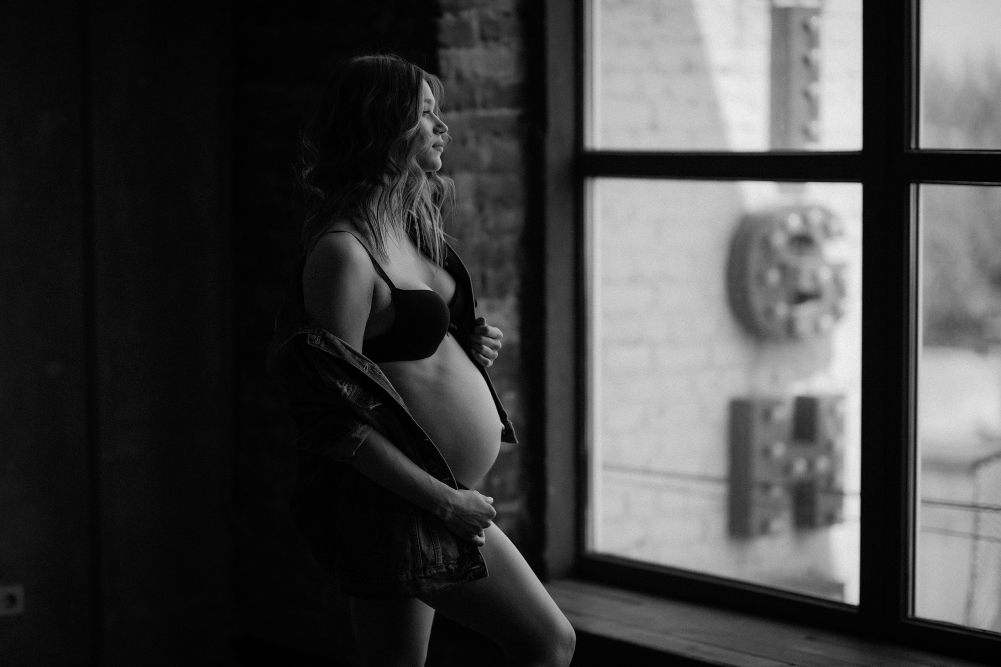 B&W pregnancy. Портретний та контент фотограф Київ