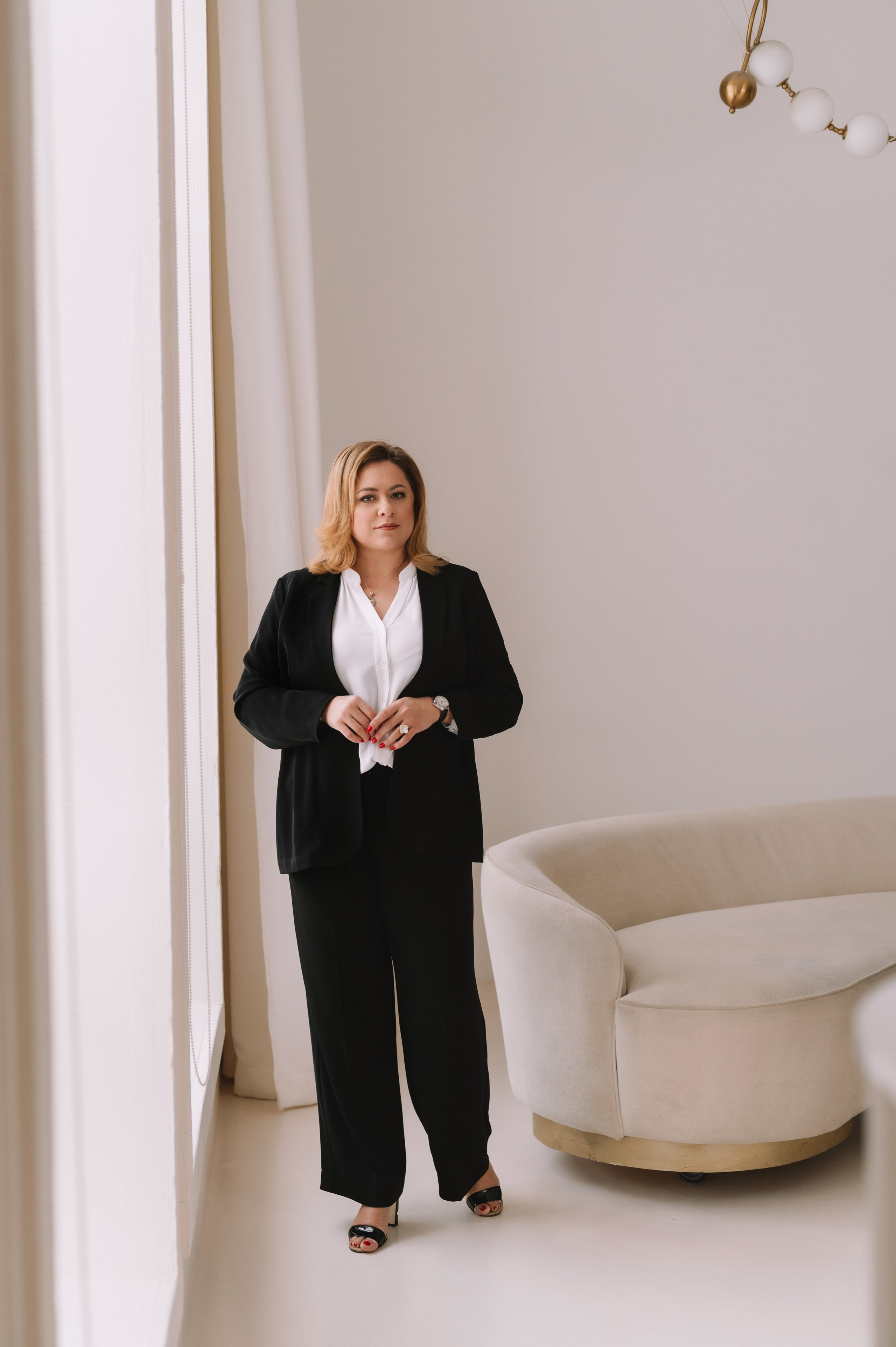 Зйомка для нотаріуса. Портретний та контент фотограф Київ