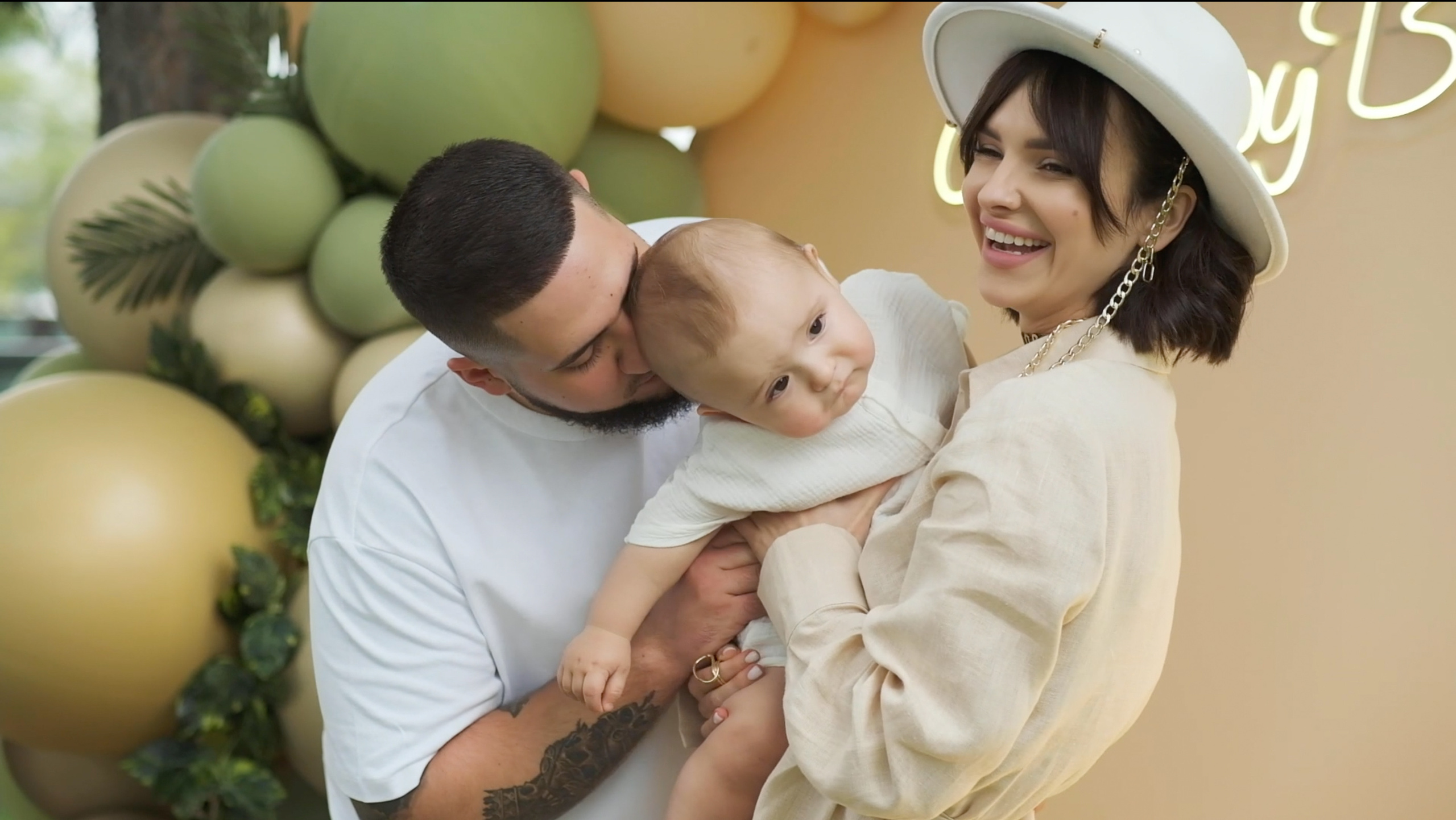 Послуги. Весільна та інші різновиди відеозйомки