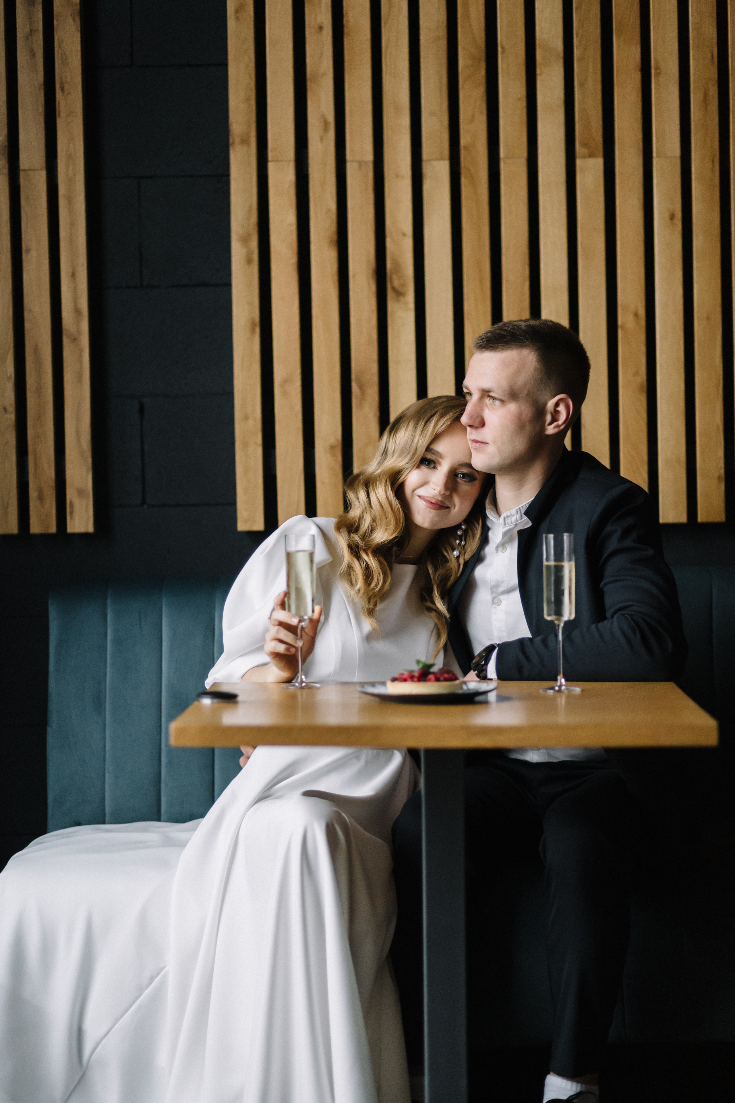 Свадебный фотограф в городе Ахтырка. Весільний і сімейний фотограф Вадим Чикало