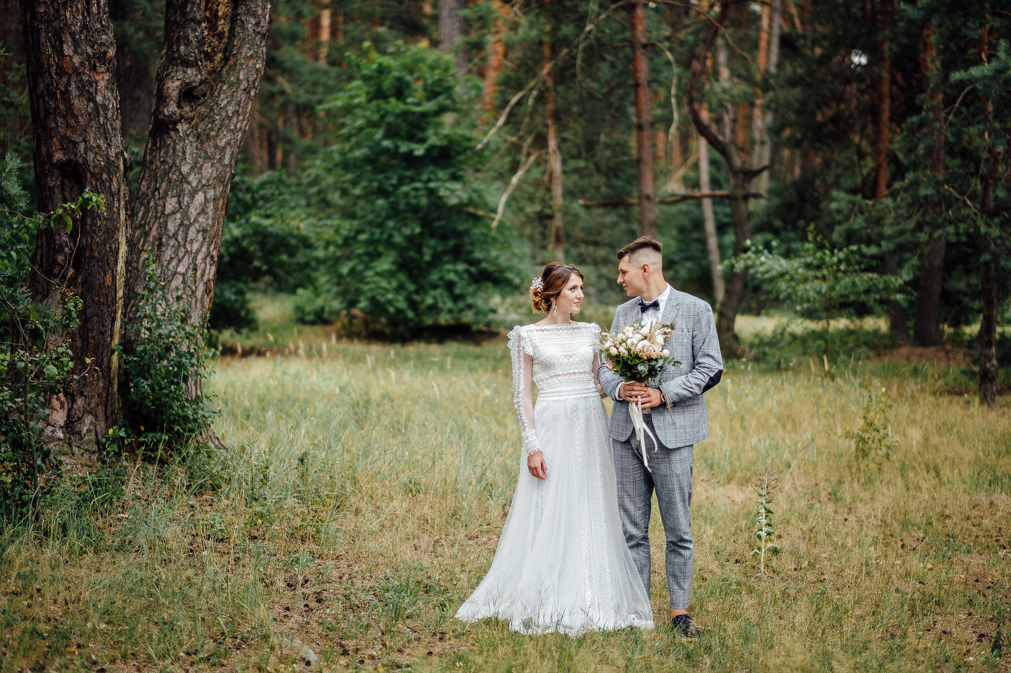 Свадебный фотограф в городе Ахтырка. Весільний і сімейний фотограф Вадим Чикало