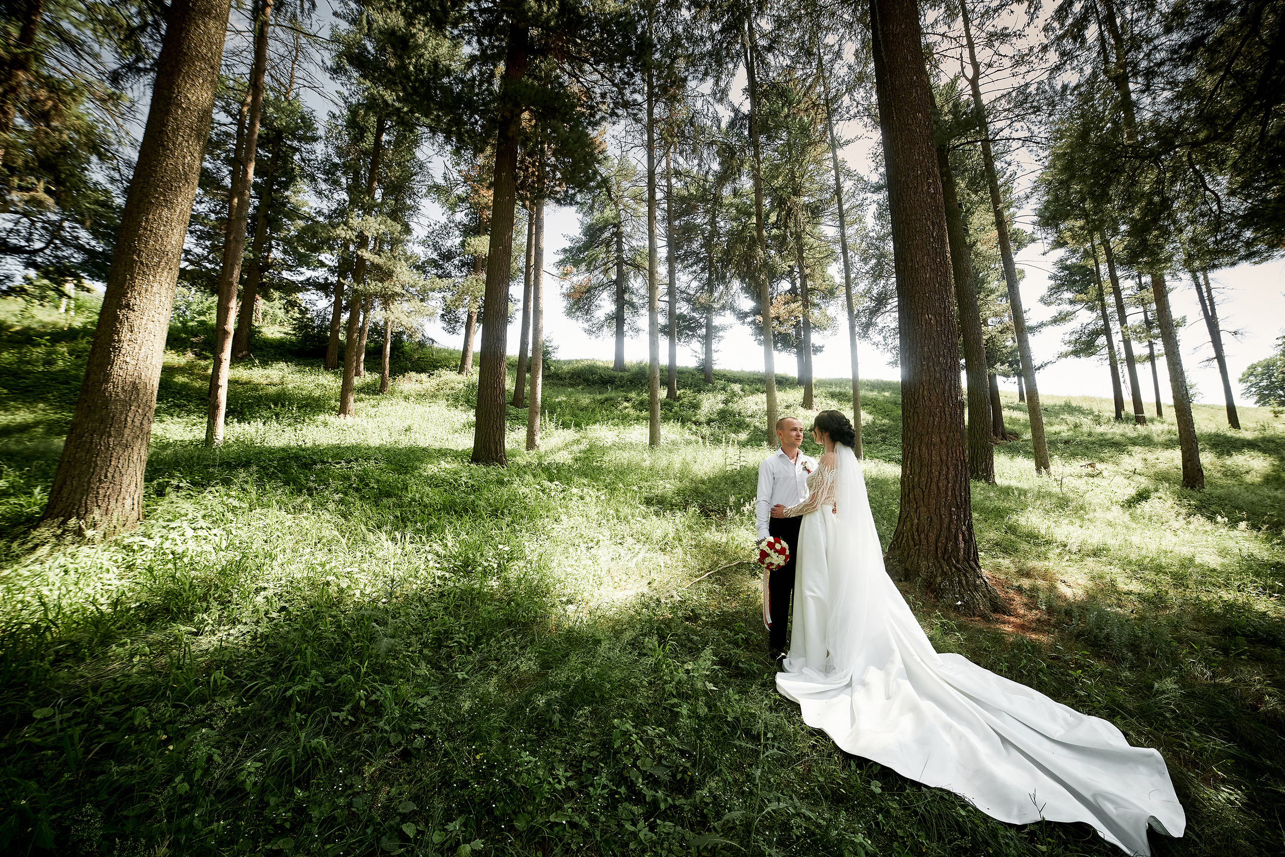 Свадебный фотограф в городе Ахтырка. Весільний і сімейний фотограф Вадим Чикало