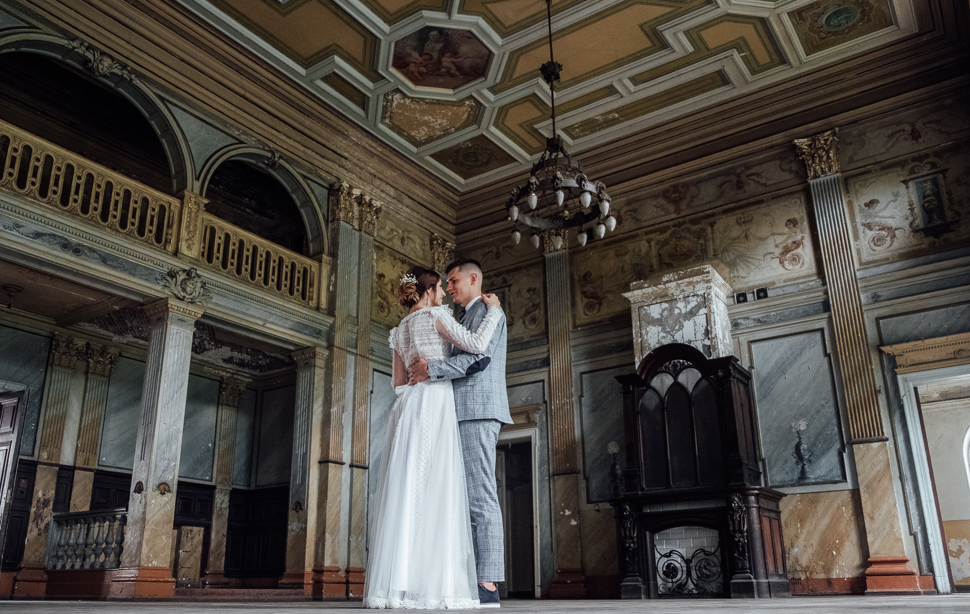 Свадебный фотограф в городе Ахтырка. Весільний і сімейний фотограф Вадим Чикало