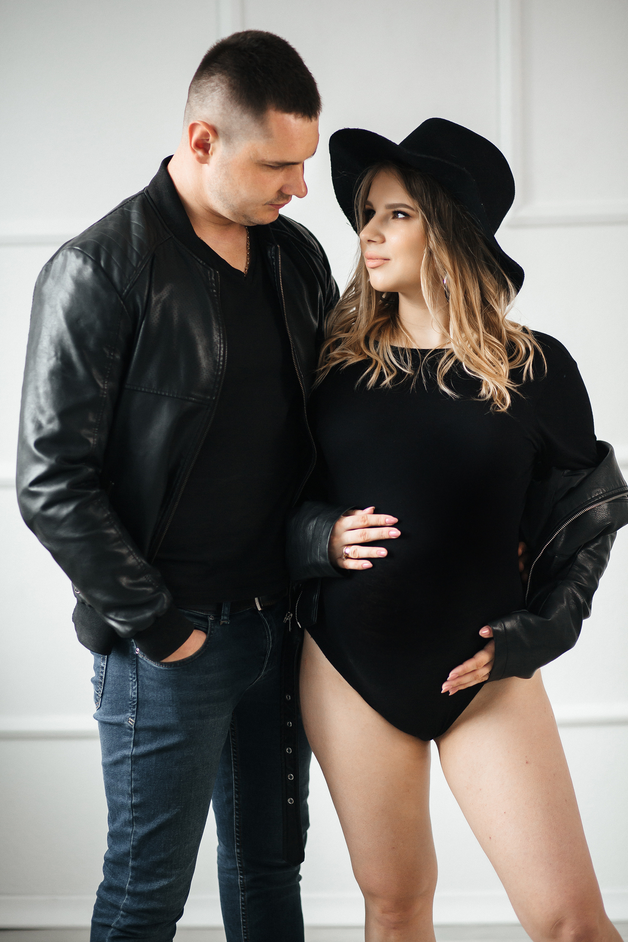 Семейная фотосессия и фотосессия беременных Ахтырка. Весільний і сімейний фотограф Вадим Чикало