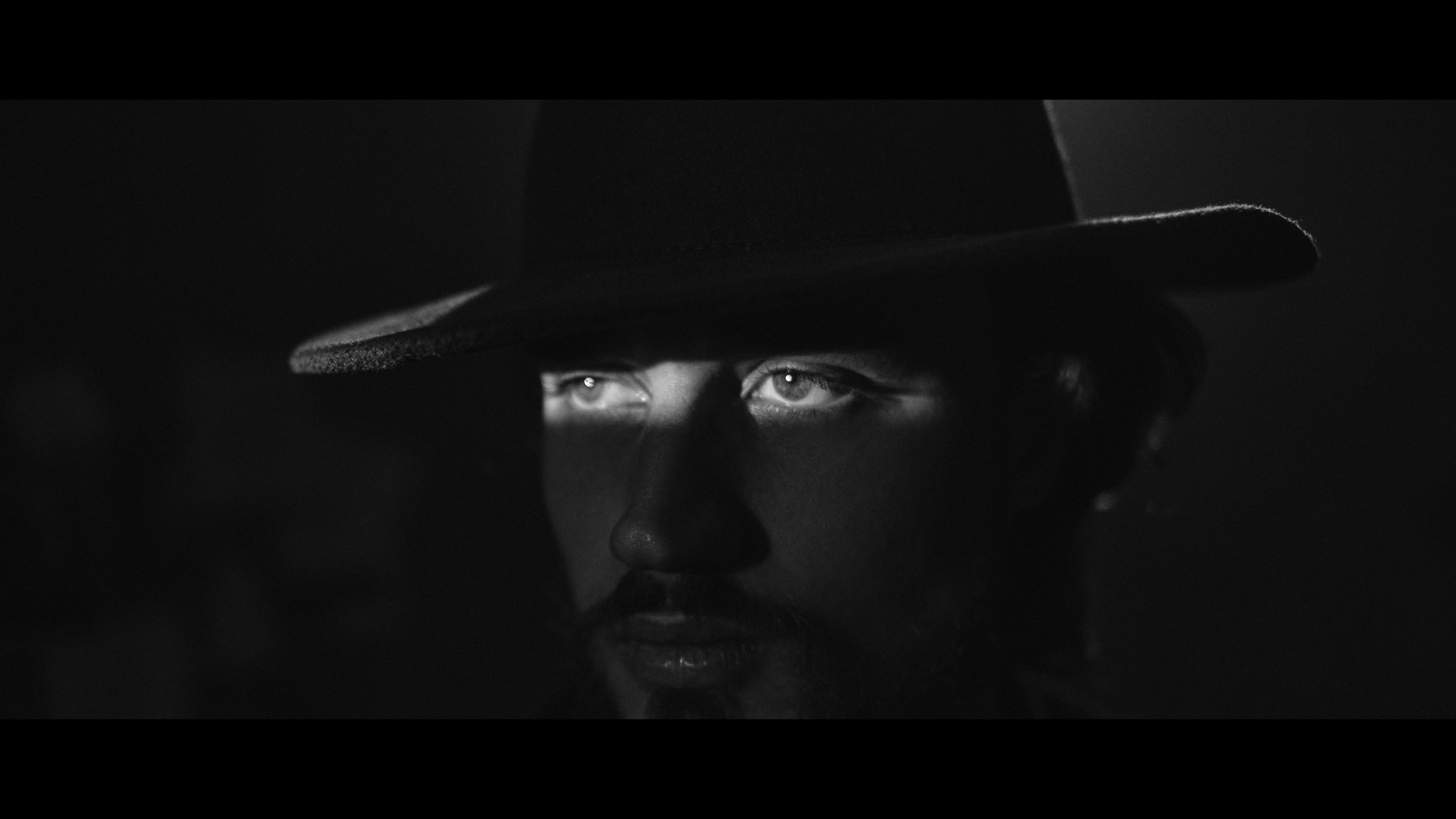 Олег. Кінопортрети в стилі нуар. Фотограф Евгений Хиль | Львов Киев Днепр | Eugene Hill | Yevhenii Khil