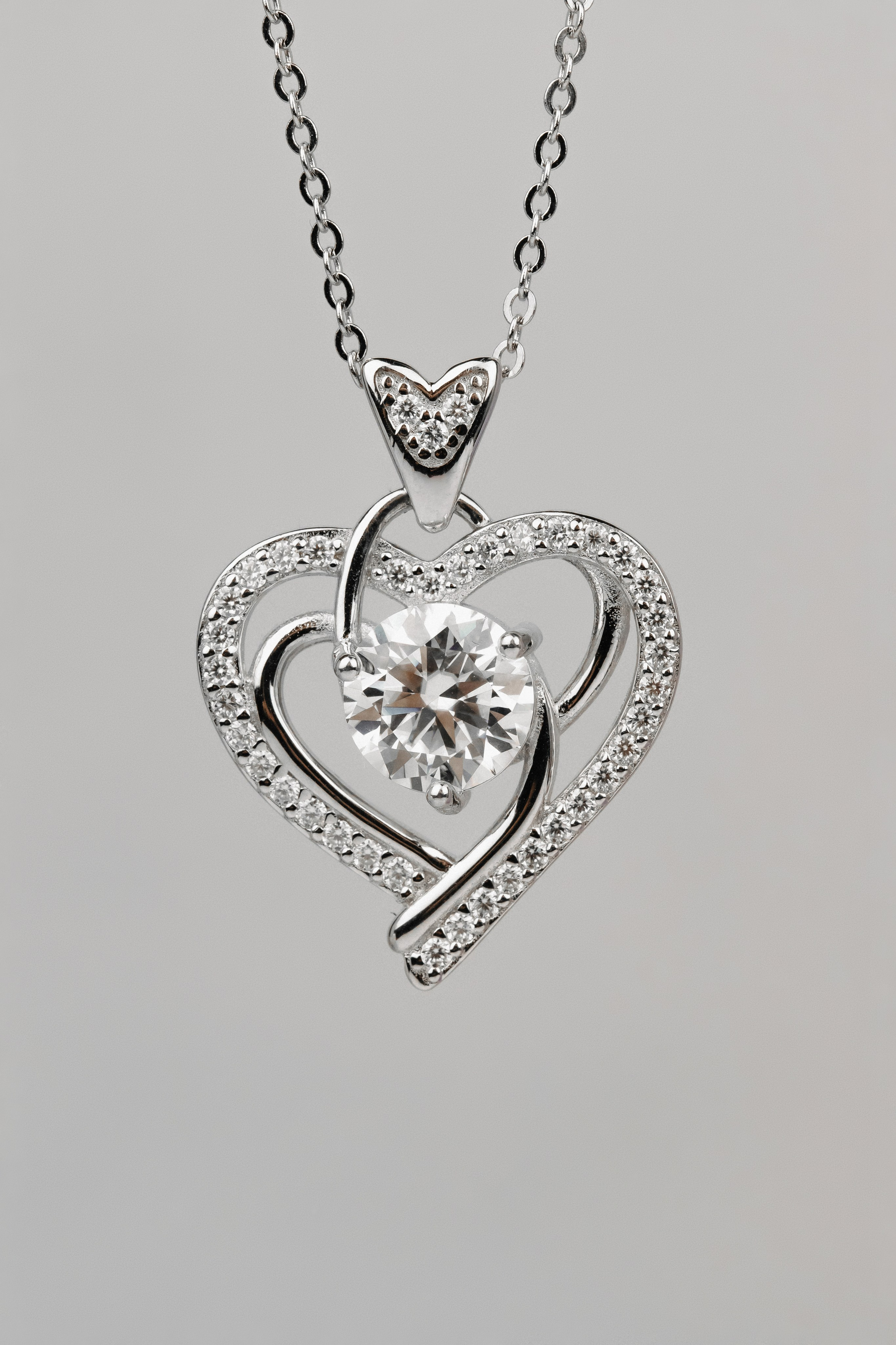 Кулон. Олег Мельник Фотограф Винница