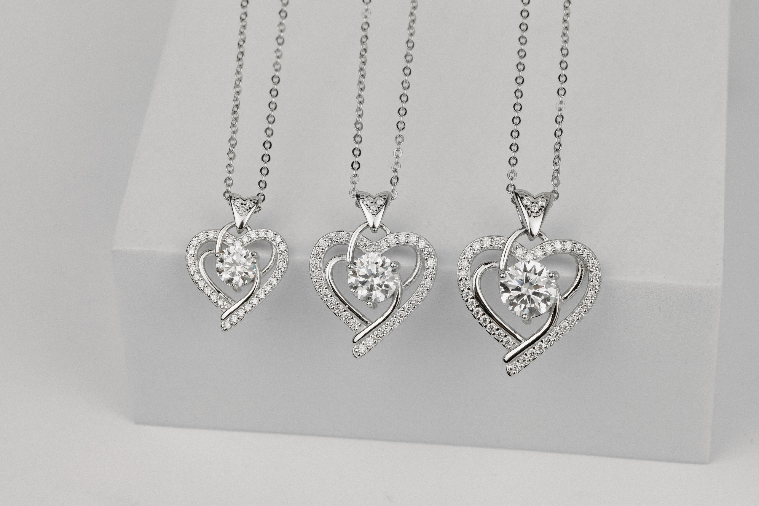 Кулон. Олег Мельник Фотограф Винница