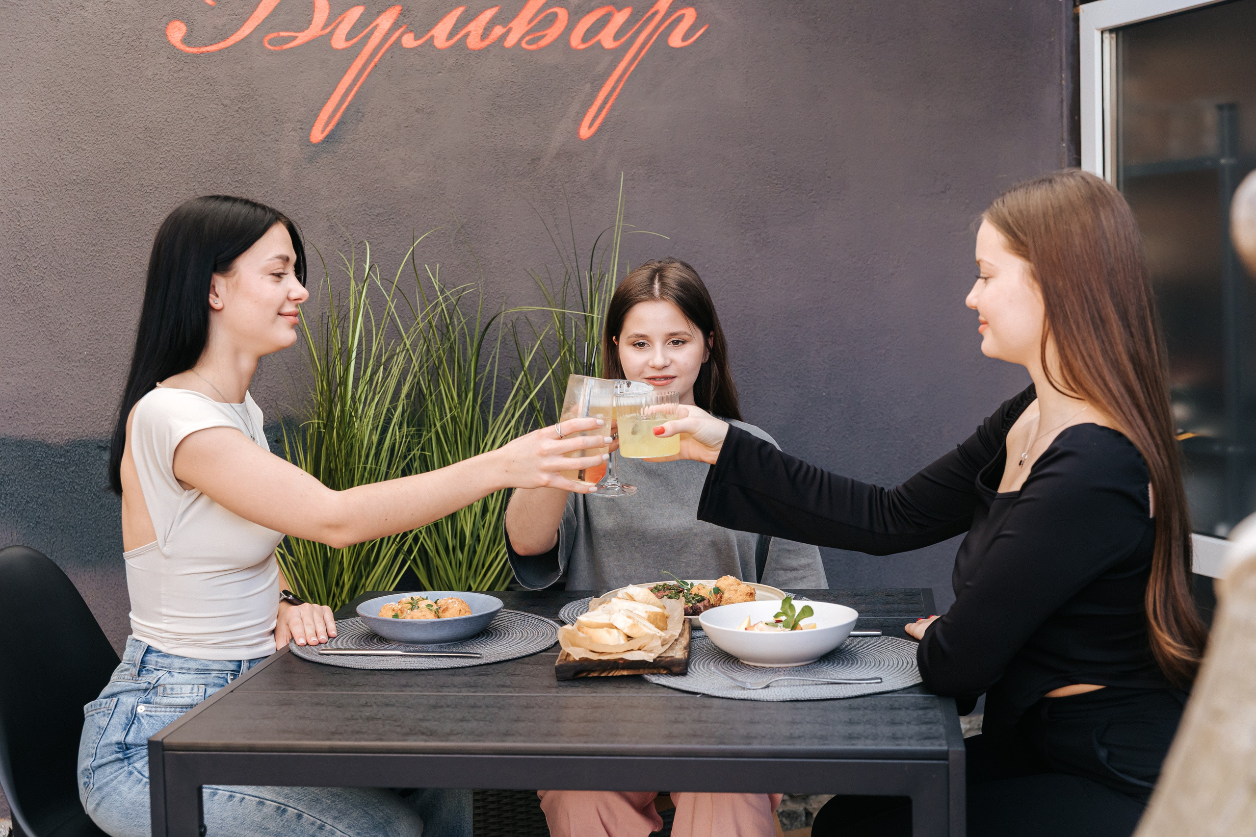 Бульвар. Олег Мельник Фотограф Винница