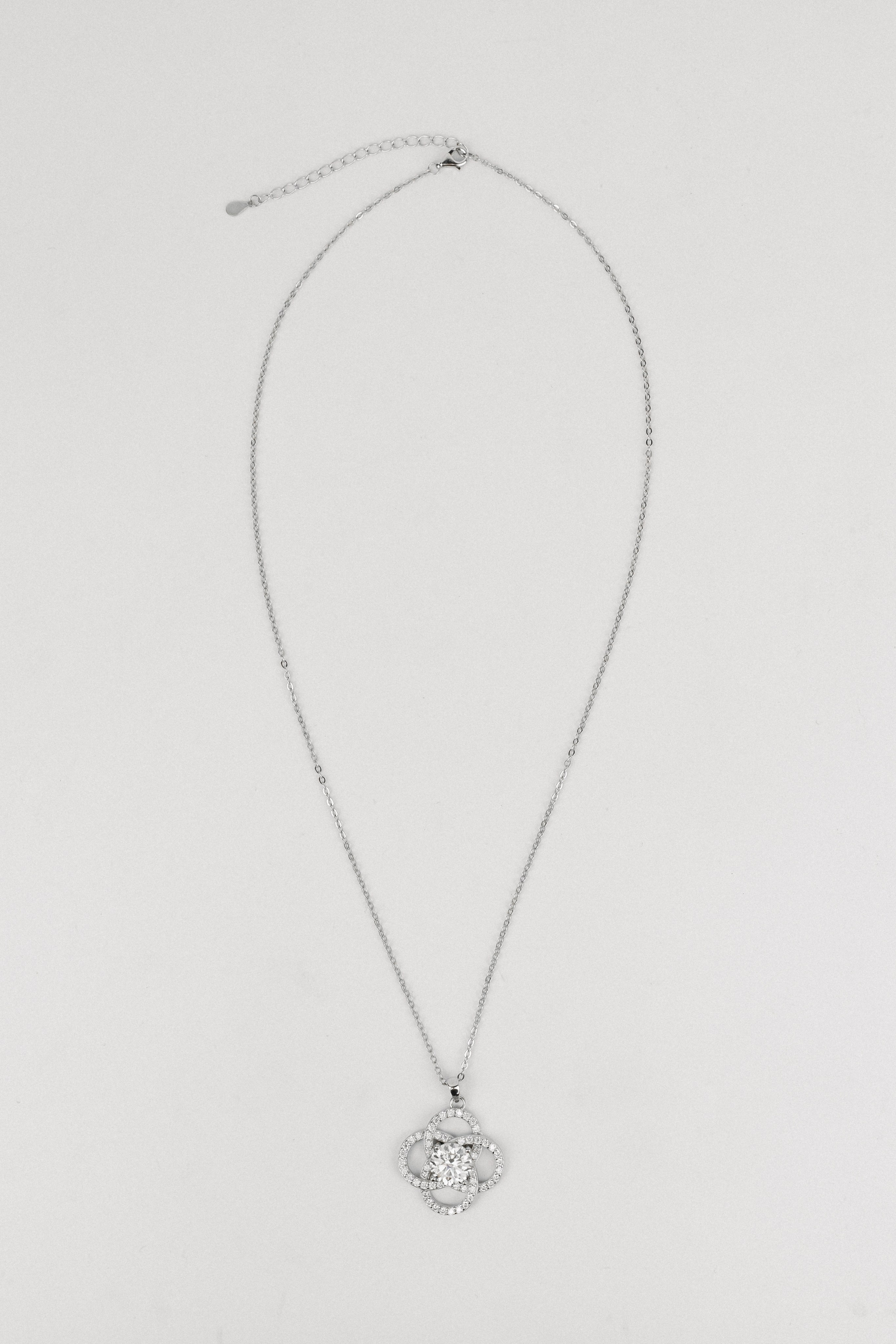 Кулон. Олег Мельник Фотограф Винница