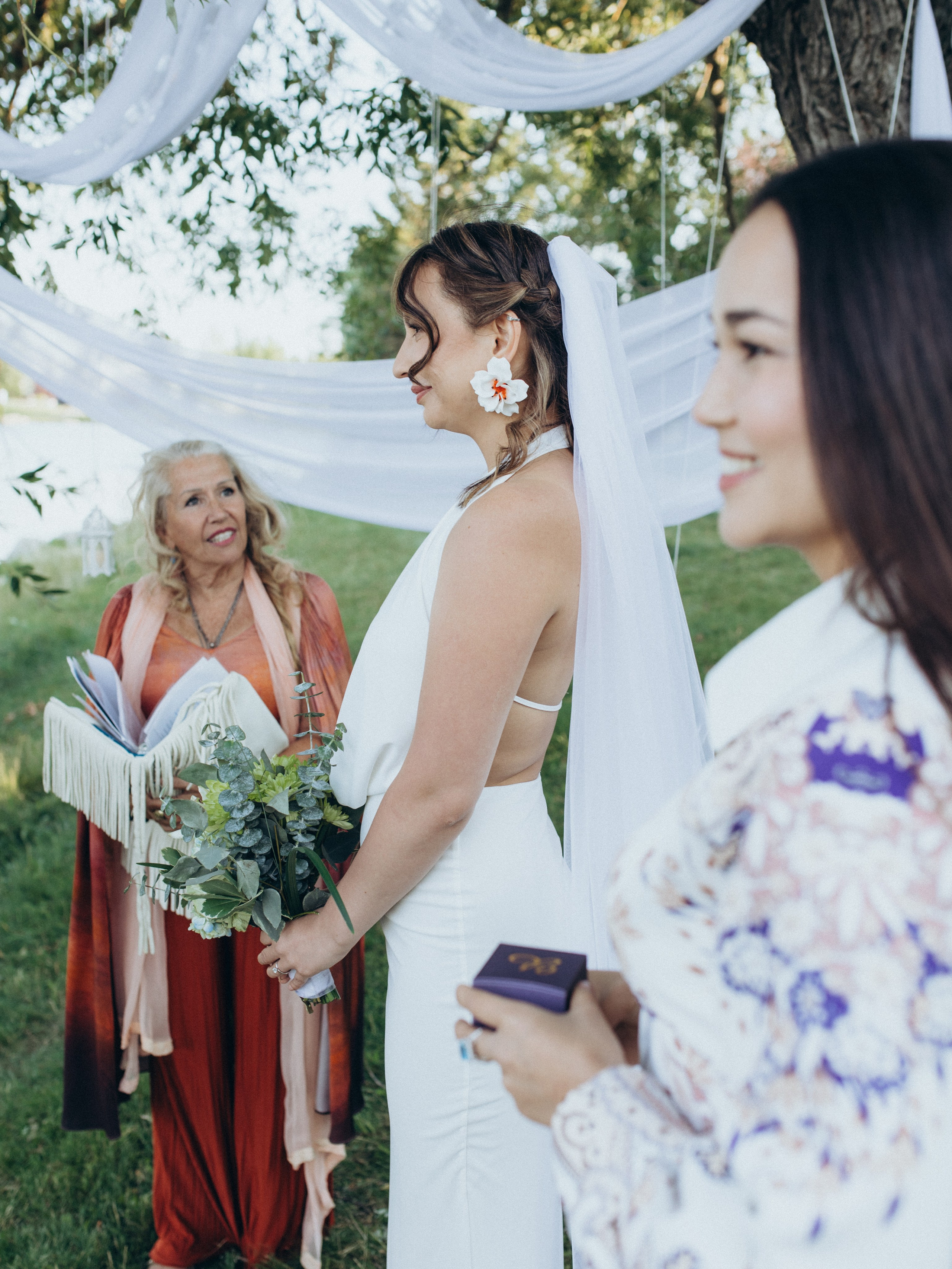 …. Wedding and family photographer in Calgary