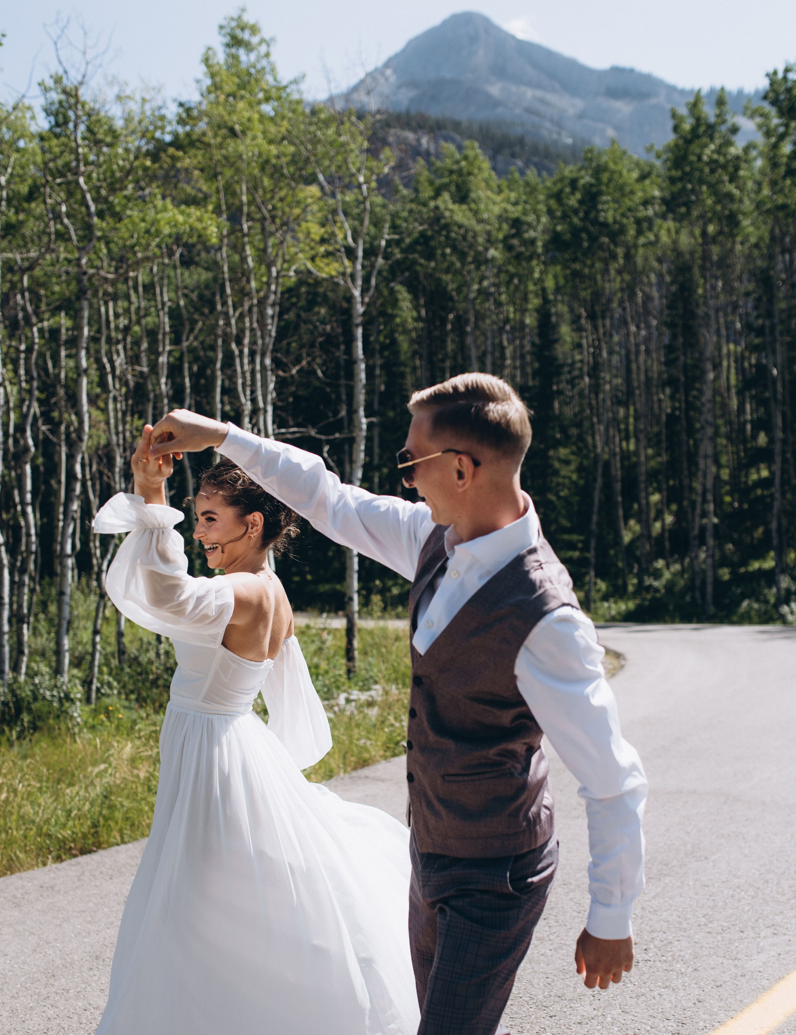 Nastya & Oleh. Wedding and family photographer in Calgary