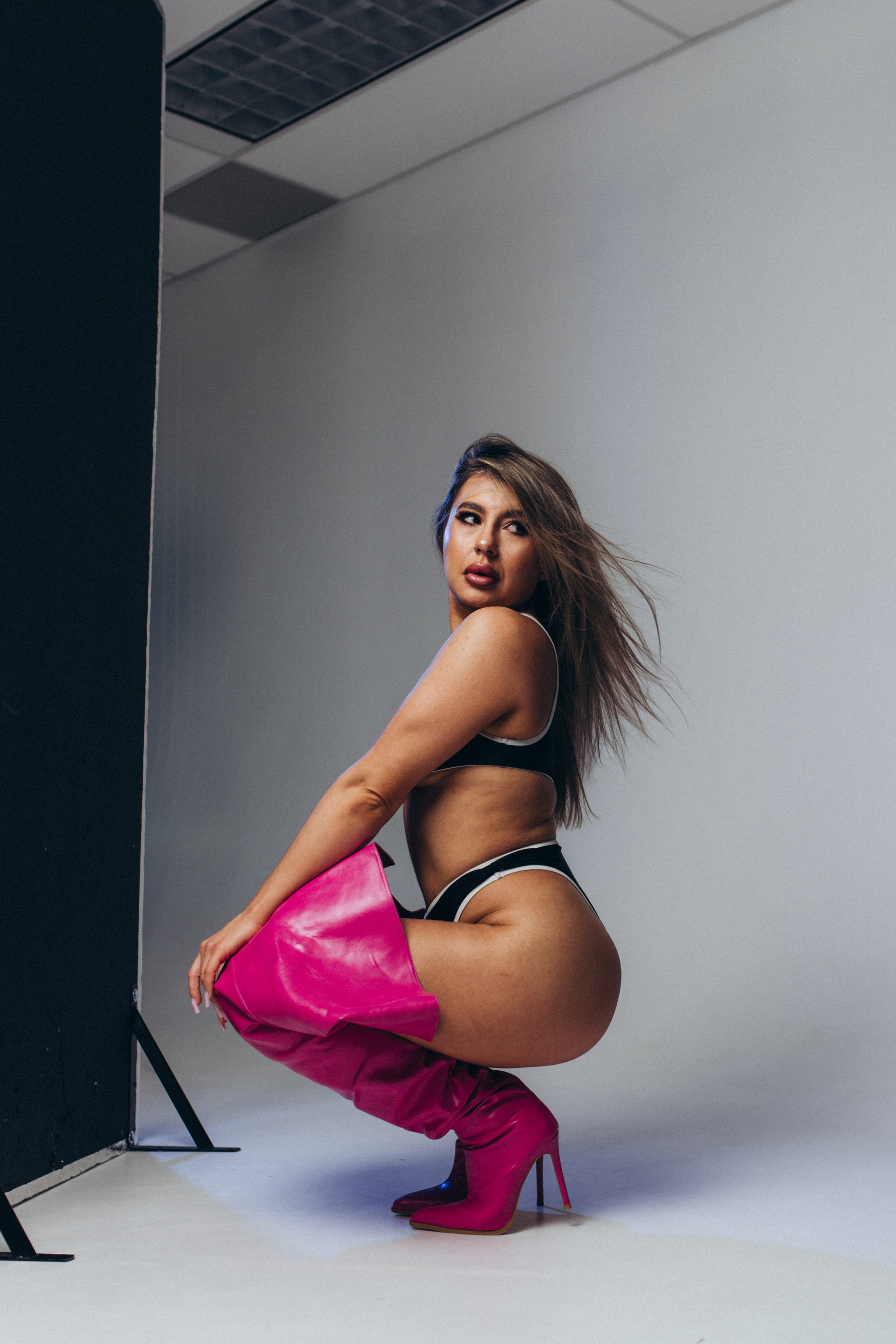 Portreit. Wedding and family photographer in Calgary