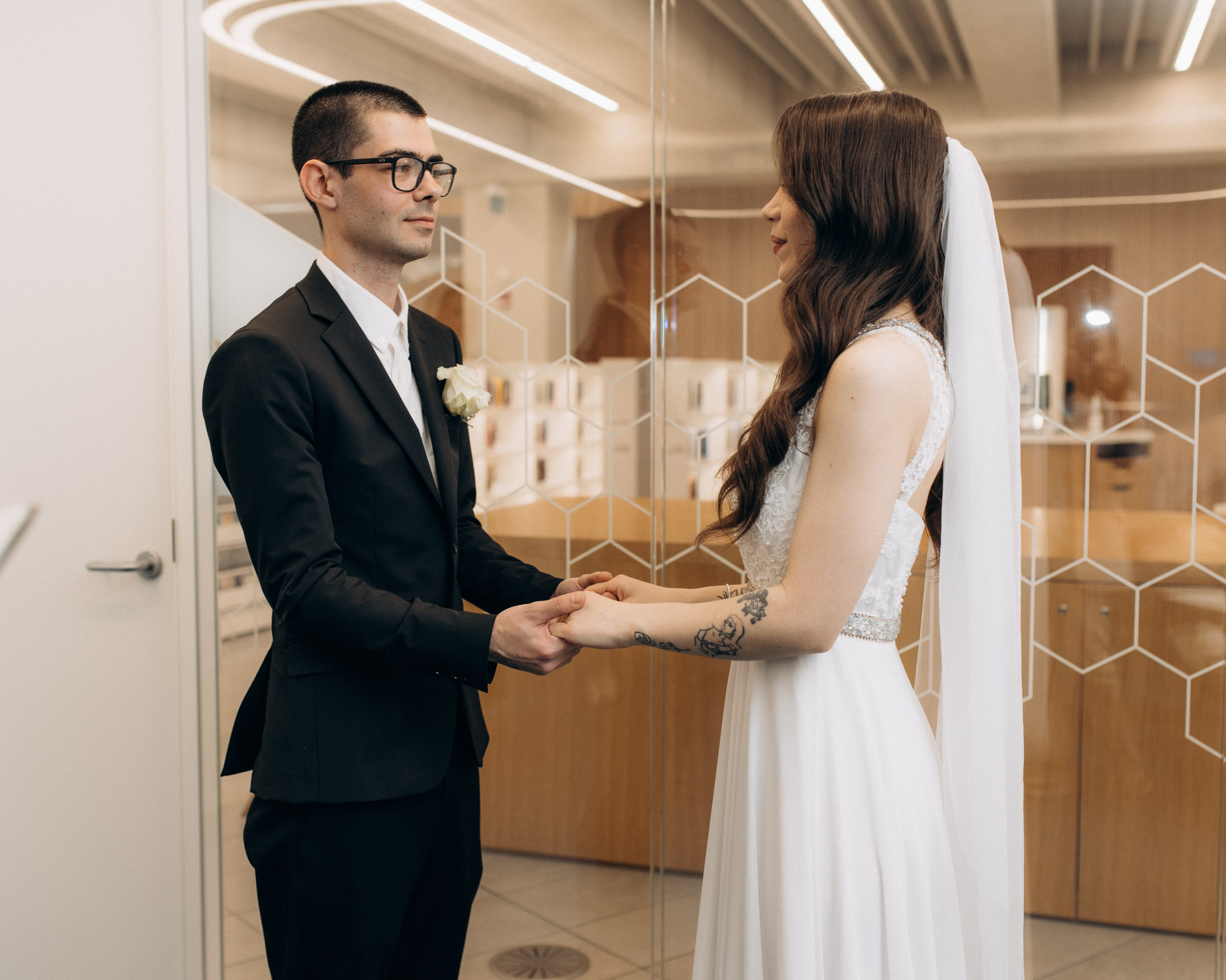 Olha & Ali. Wedding and family photographer in Calgary