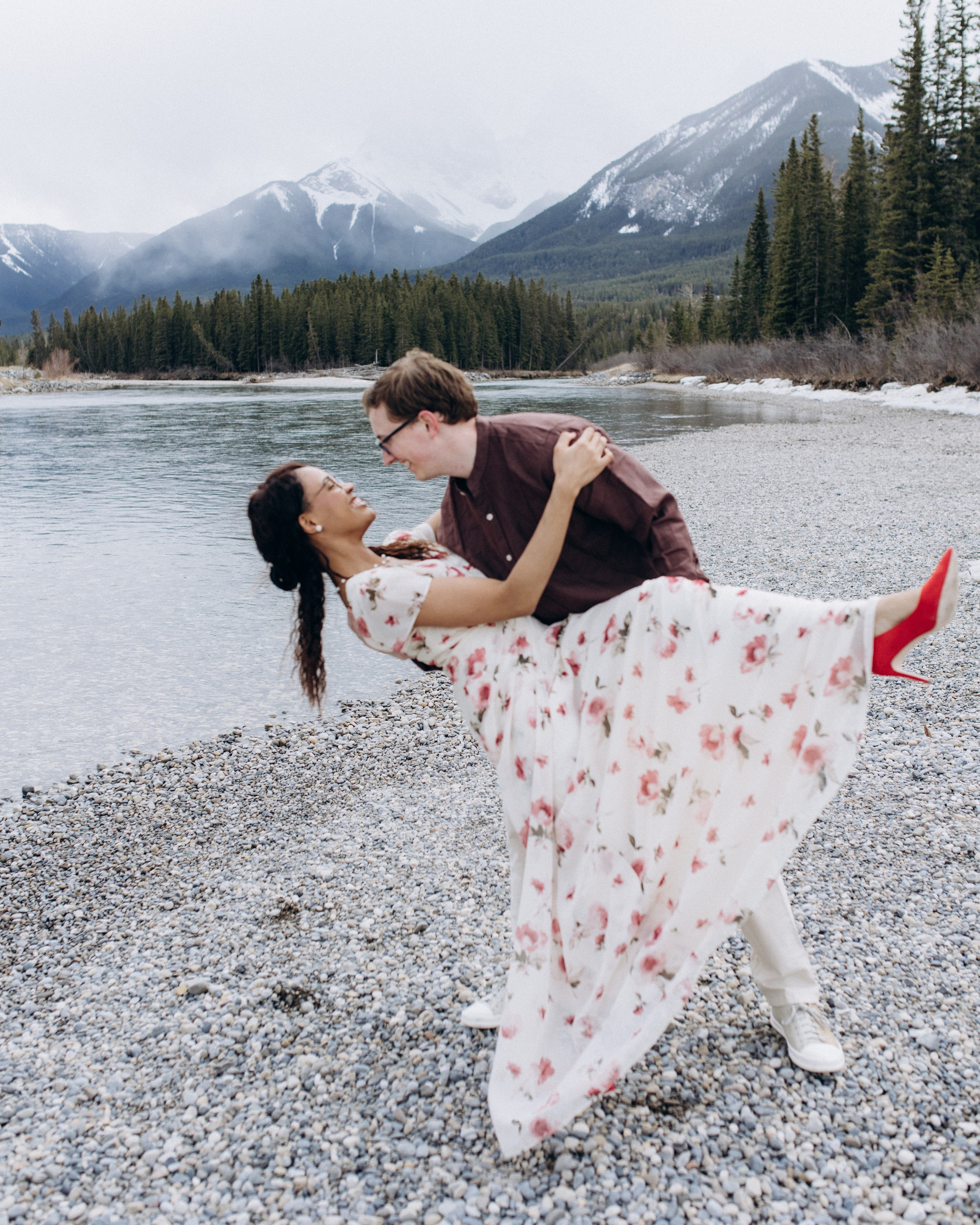 Canmore. Wedding and family photographer in Calgary