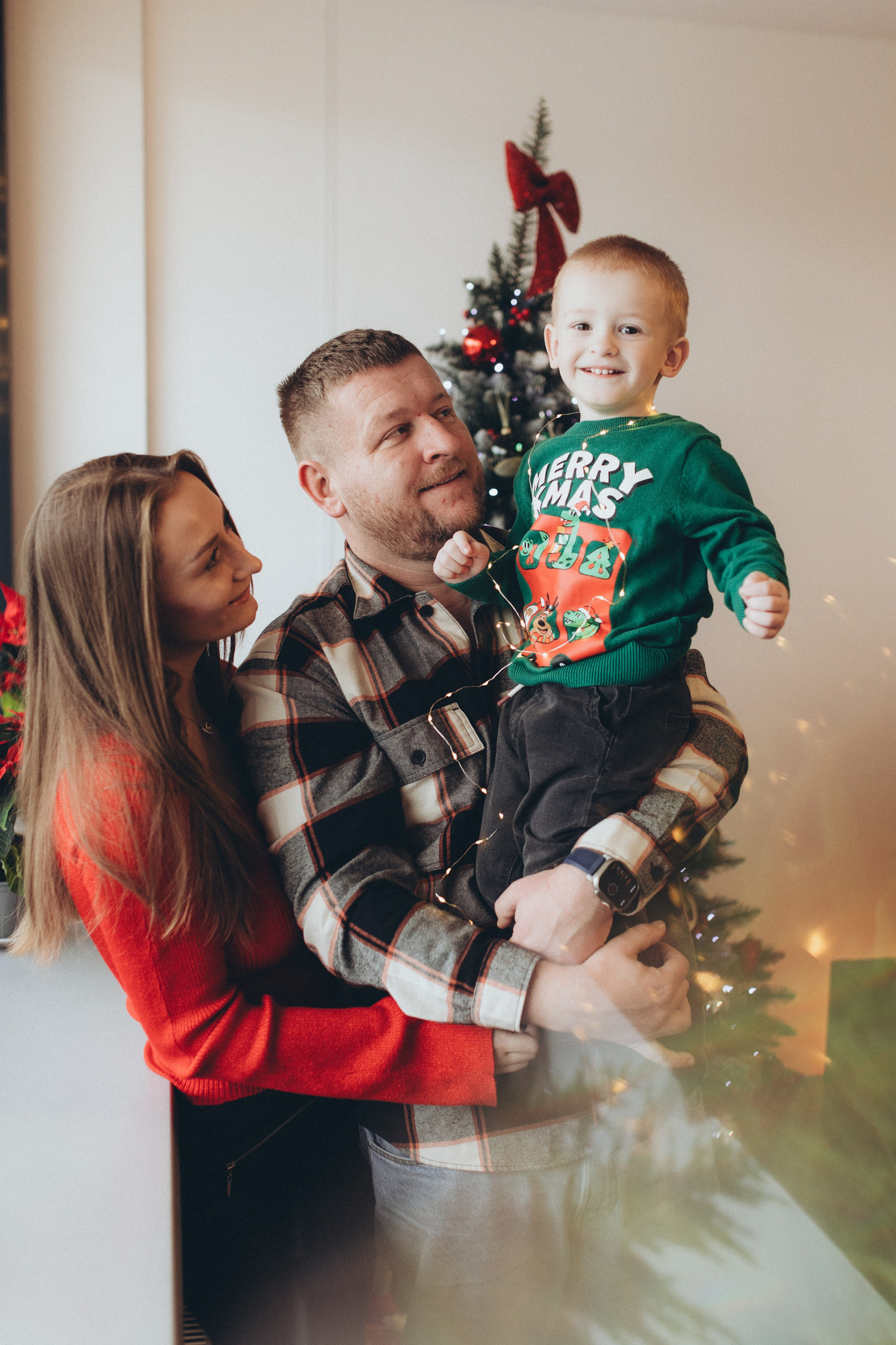 Family Ylia. Wedding and family photographer in Calgary