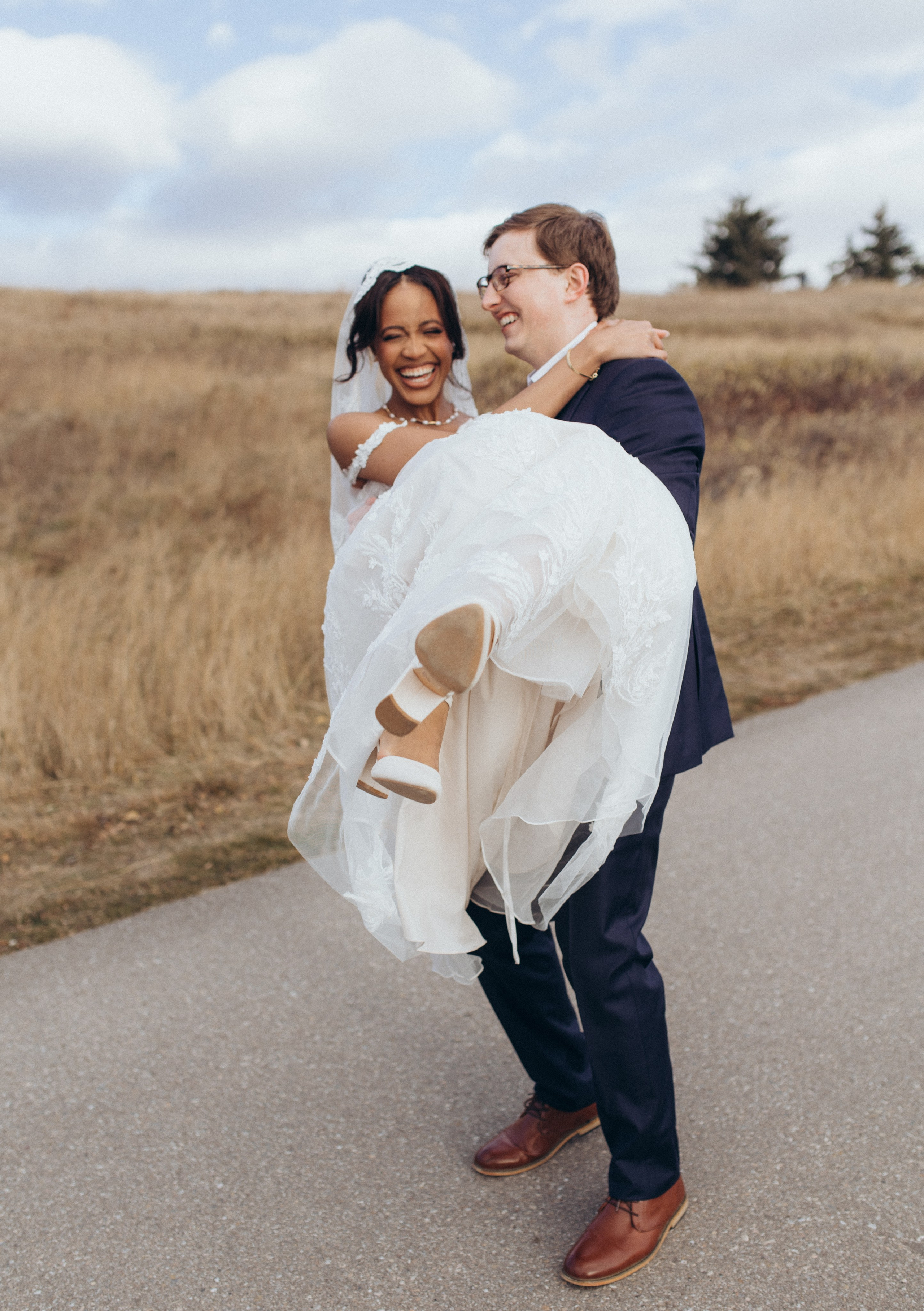 Matilda & Derek. Wedding and family photographer in Calgary