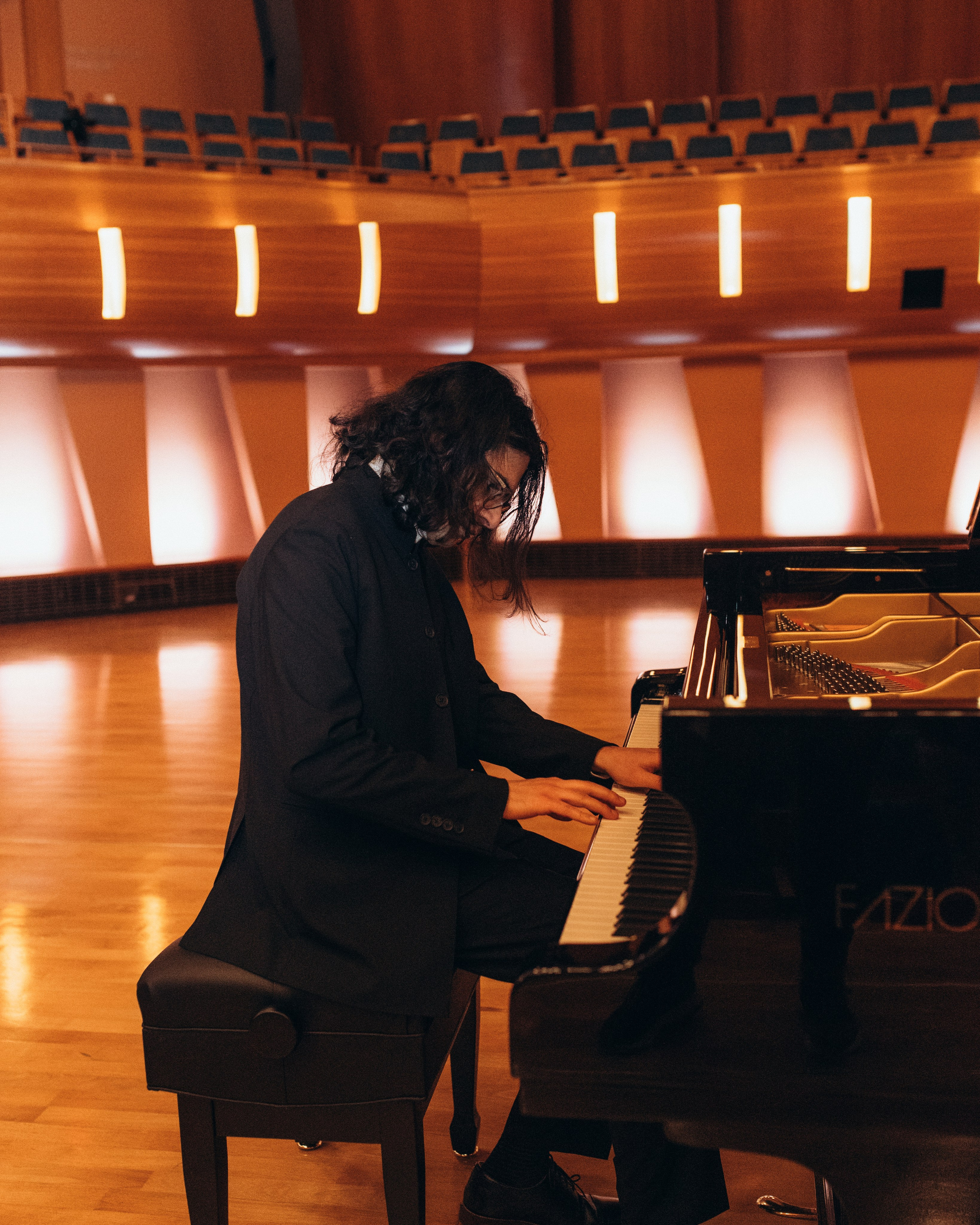 Concert Photography — Music, Light, and Emotion. Wedding and family photographer in Calgary