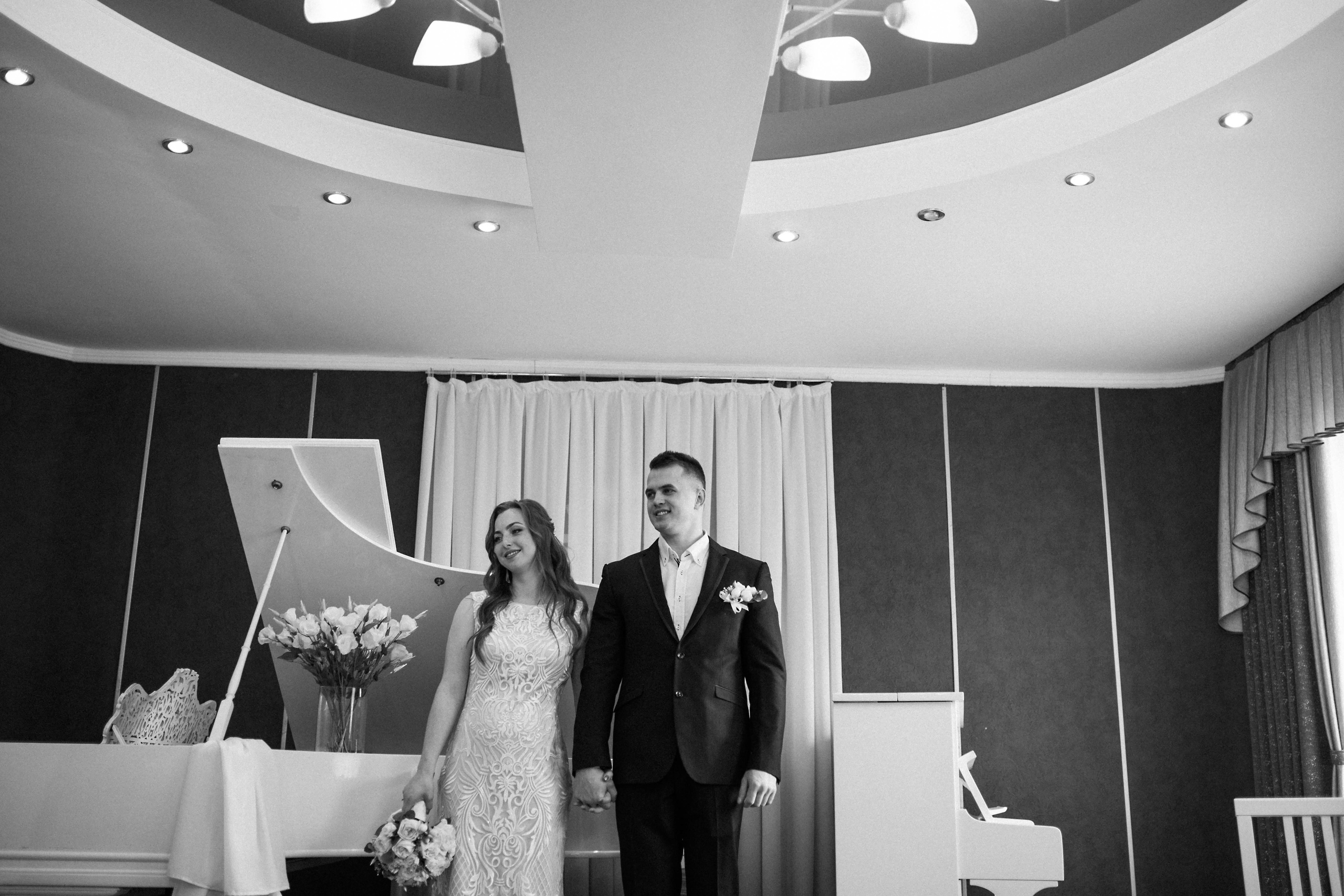 Anna and Sasha. Wedding and family photographer in Calgary