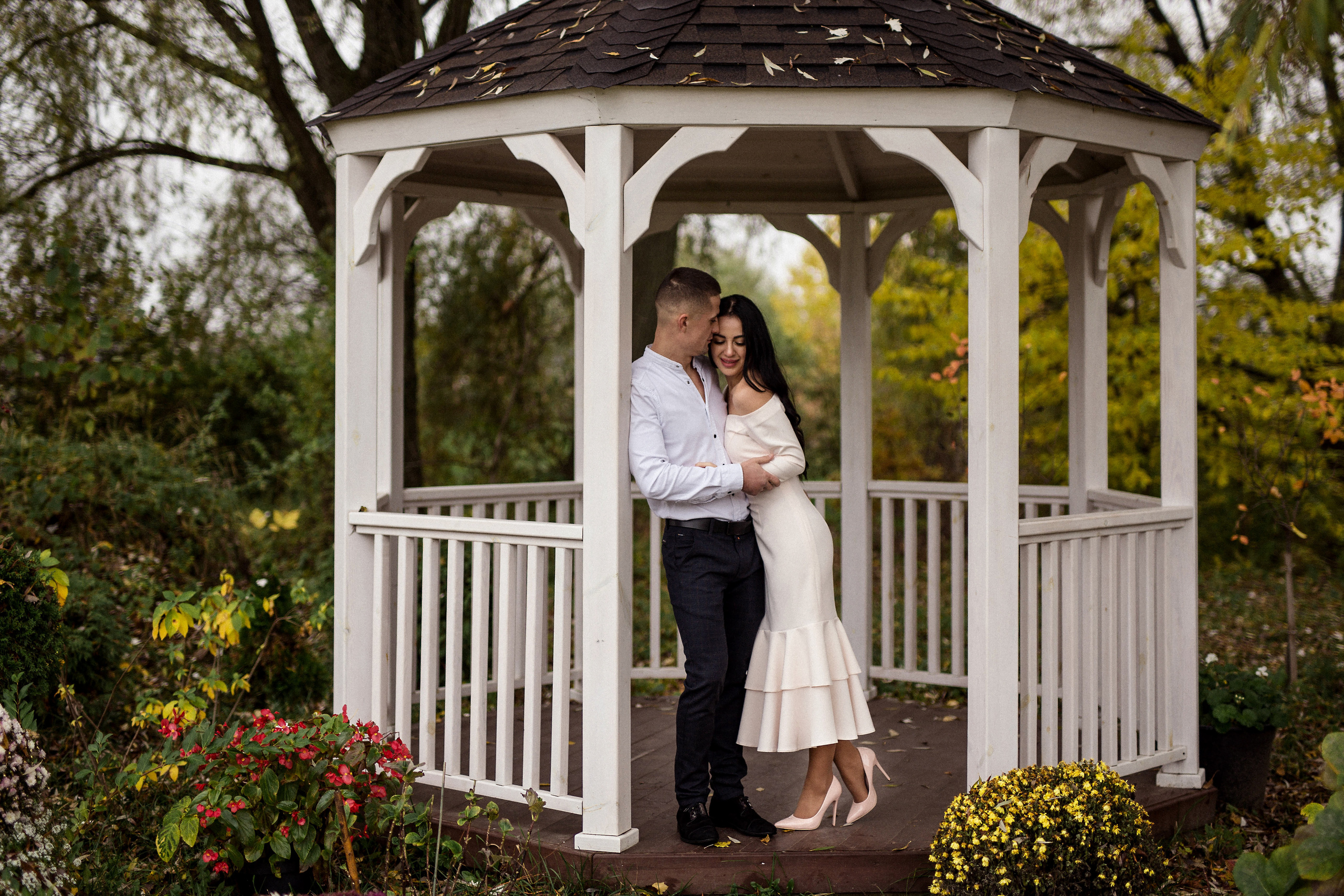 Nadiya and Yura. Wedding and family photographer in Calgary
