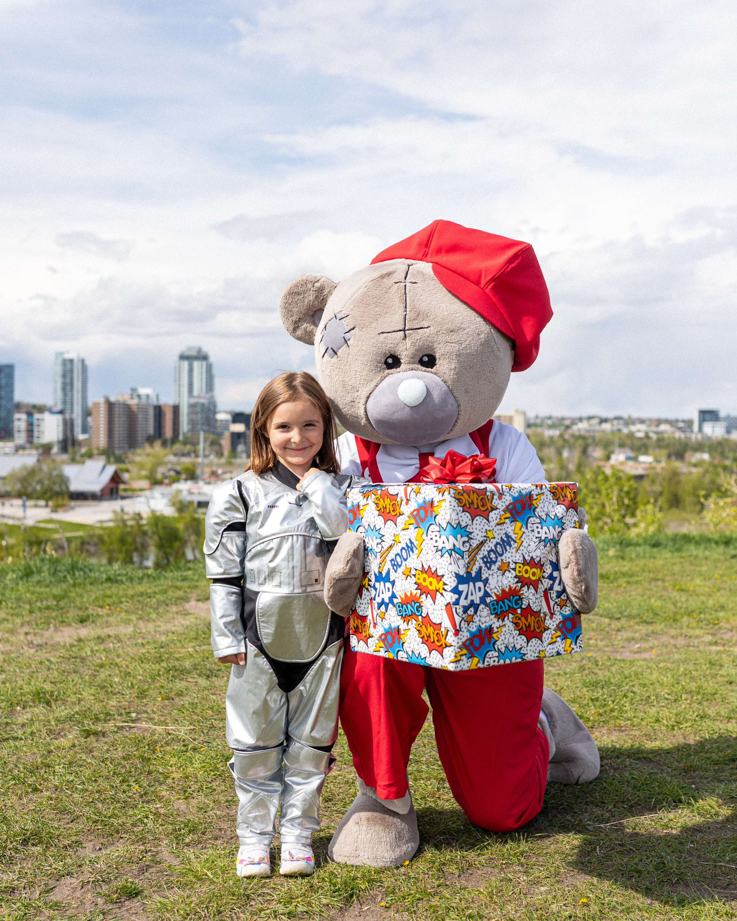Joy. Wedding and family photographer in Calgary