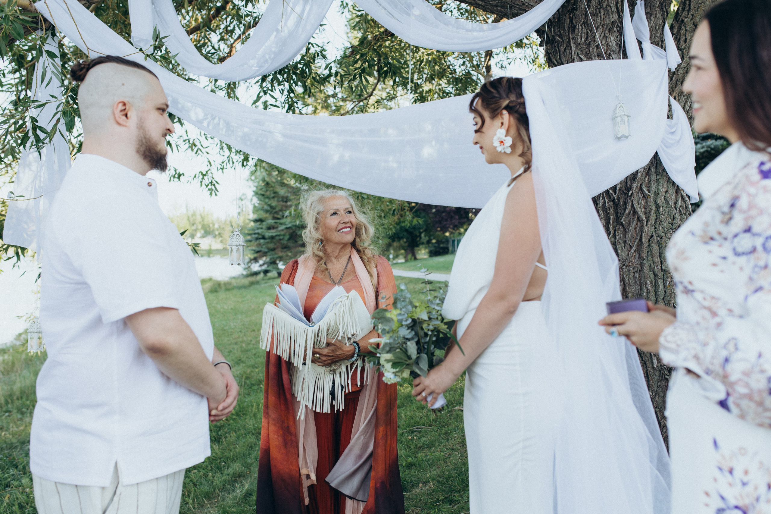 …. Wedding and family photographer in Calgary