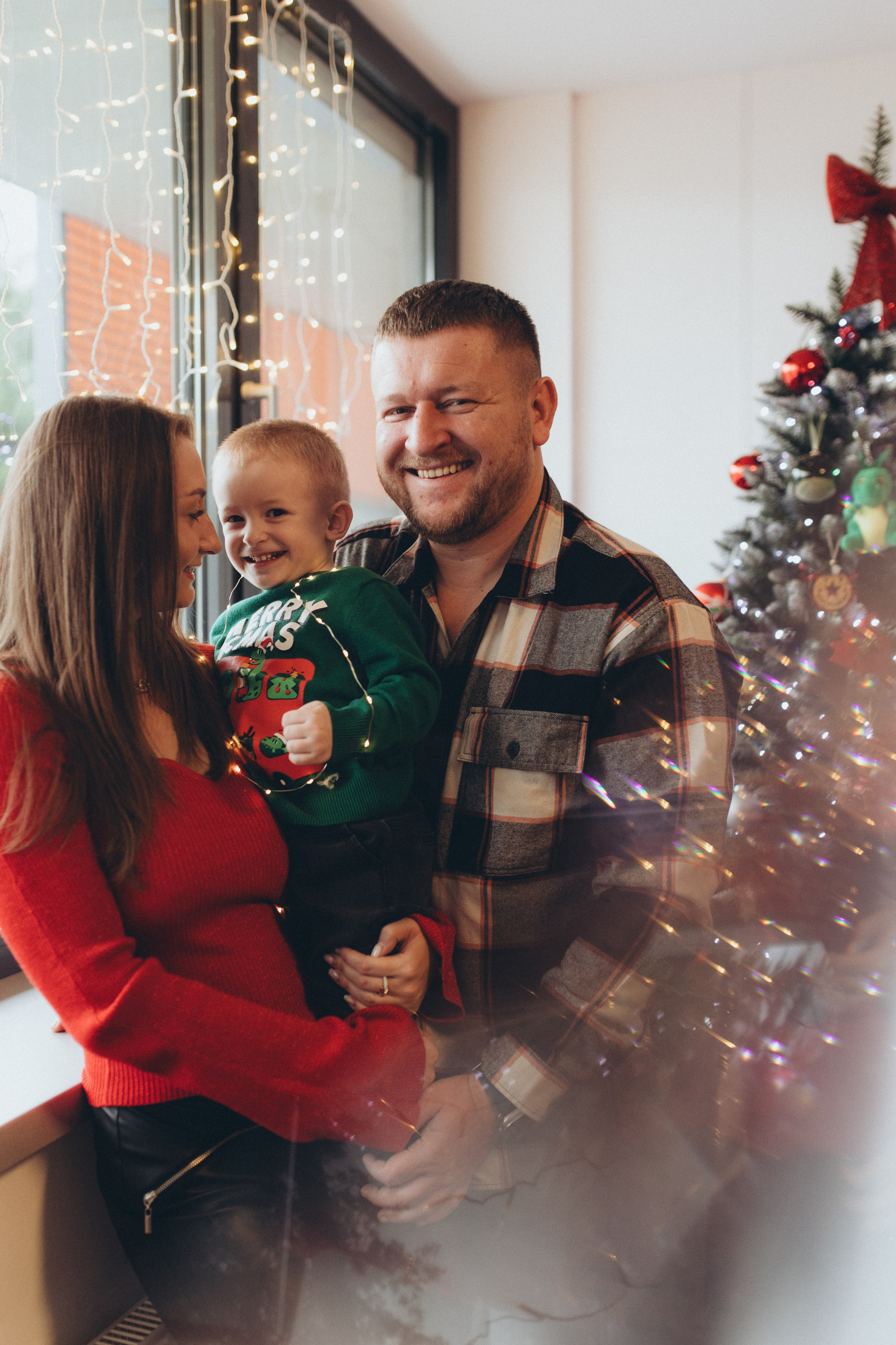 Family Ylia. Wedding and family photographer in Calgary