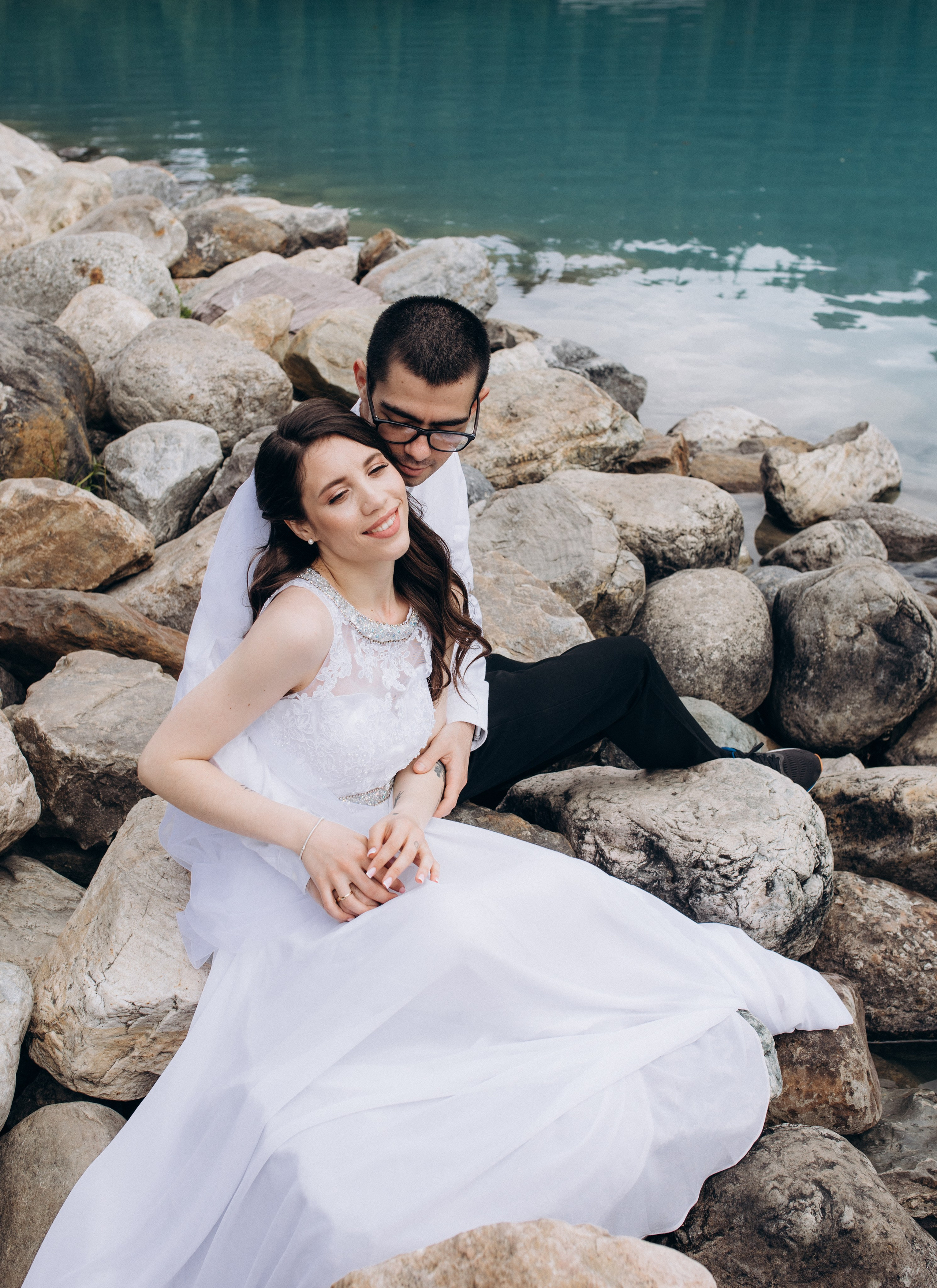 Olha & Ali. Wedding and family photographer in Calgary