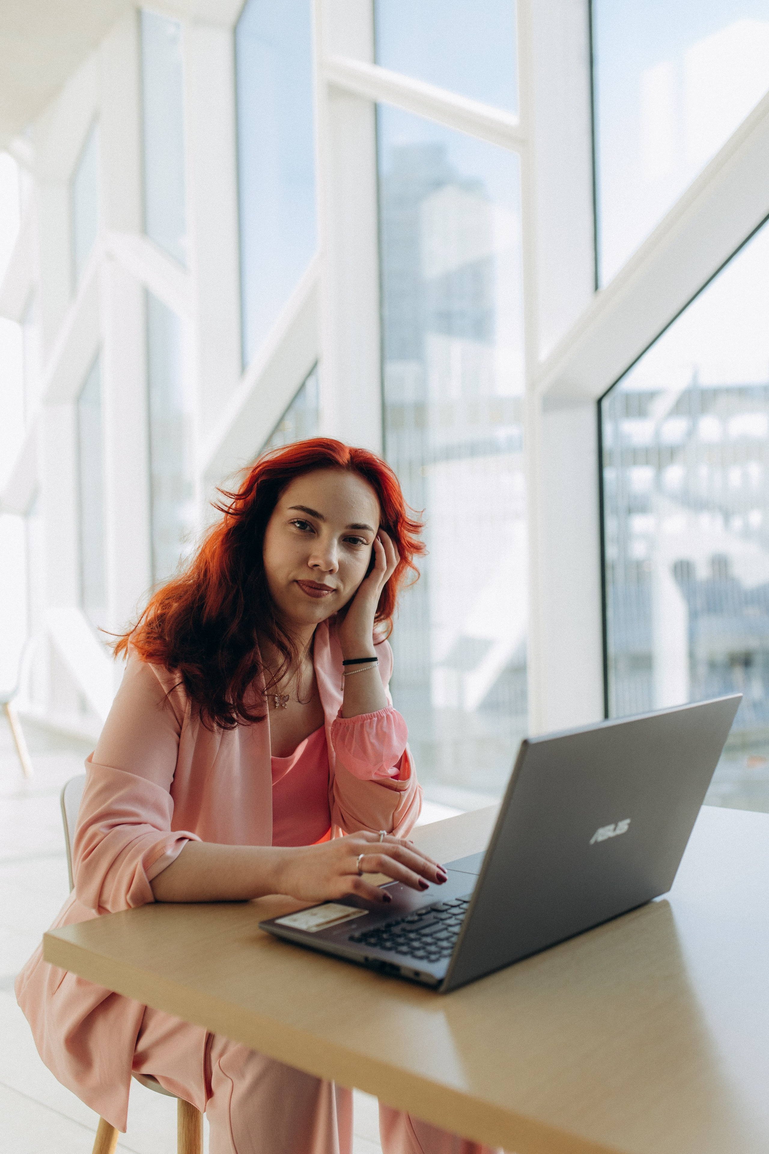 Sofia Calgary. Wedding and family photographer in Calgary