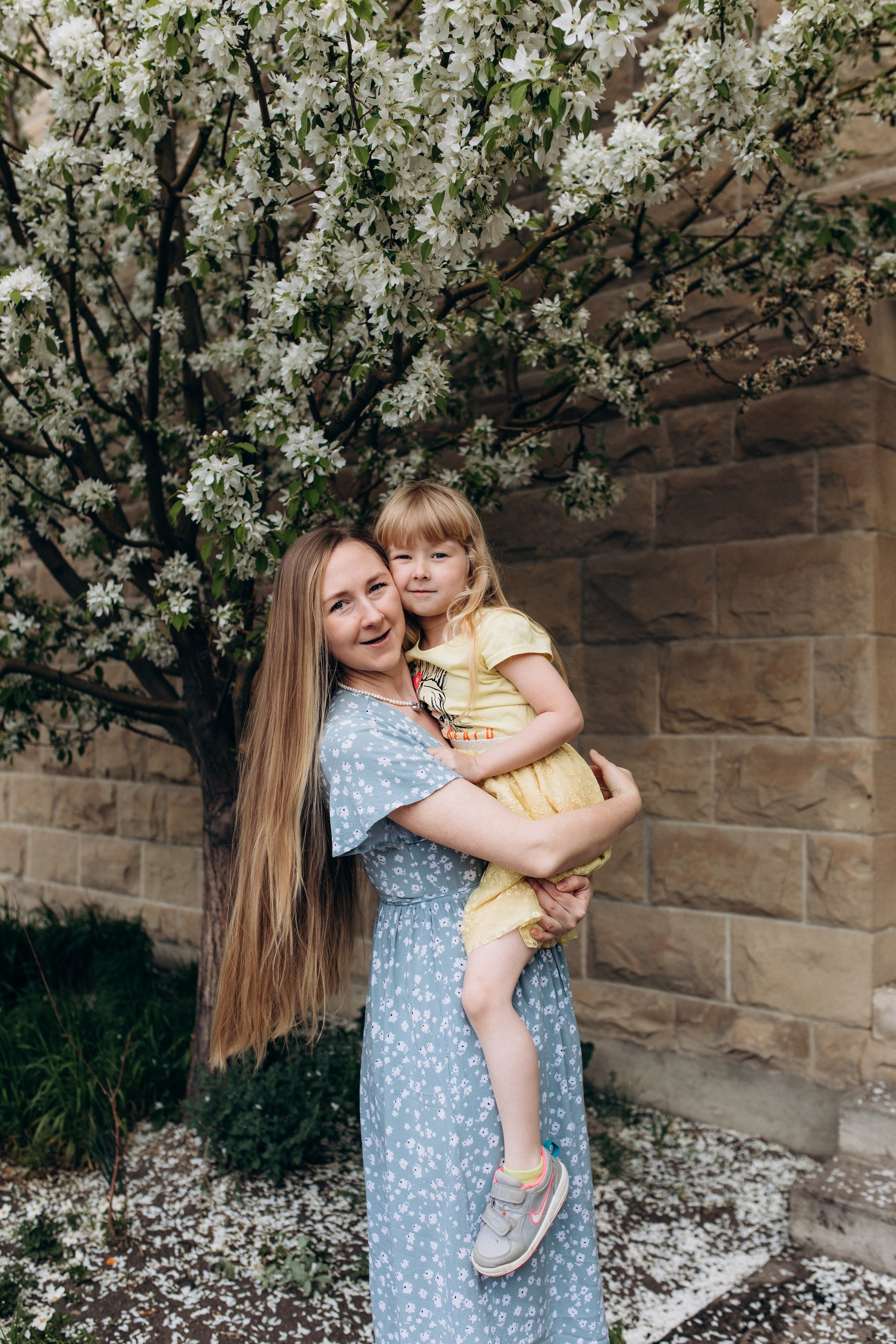 Blooming Spring. Wedding and family photographer in Calgary