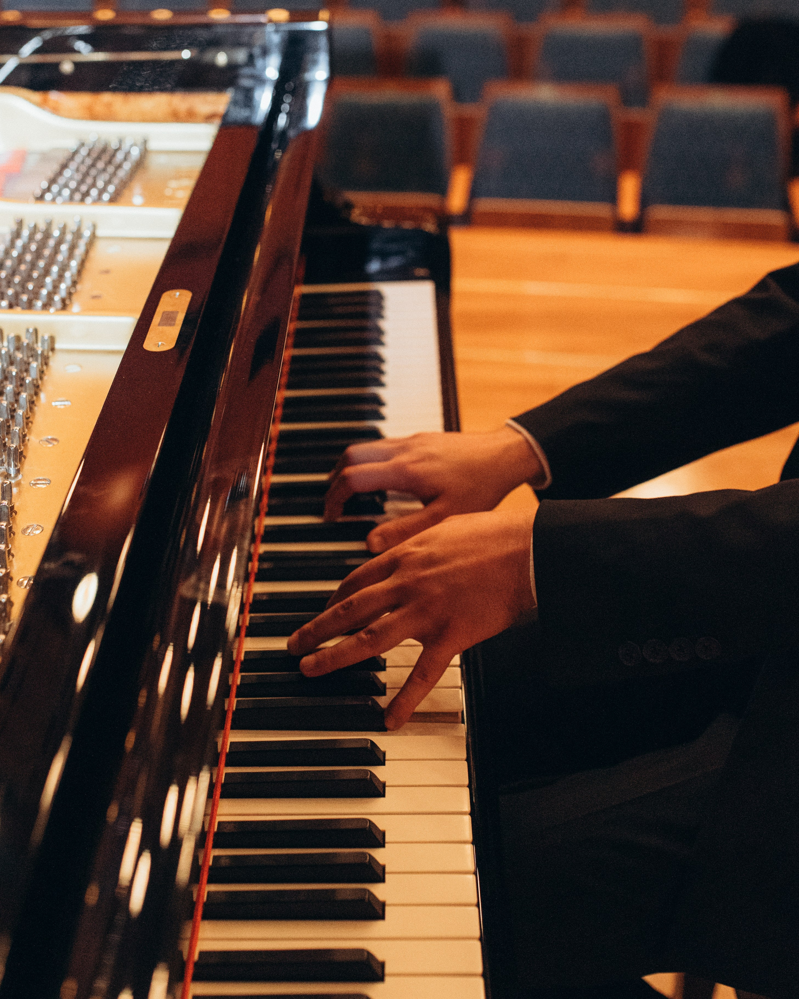 Concert Photography — Music, Light, and Emotion. Wedding and family photographer in Calgary