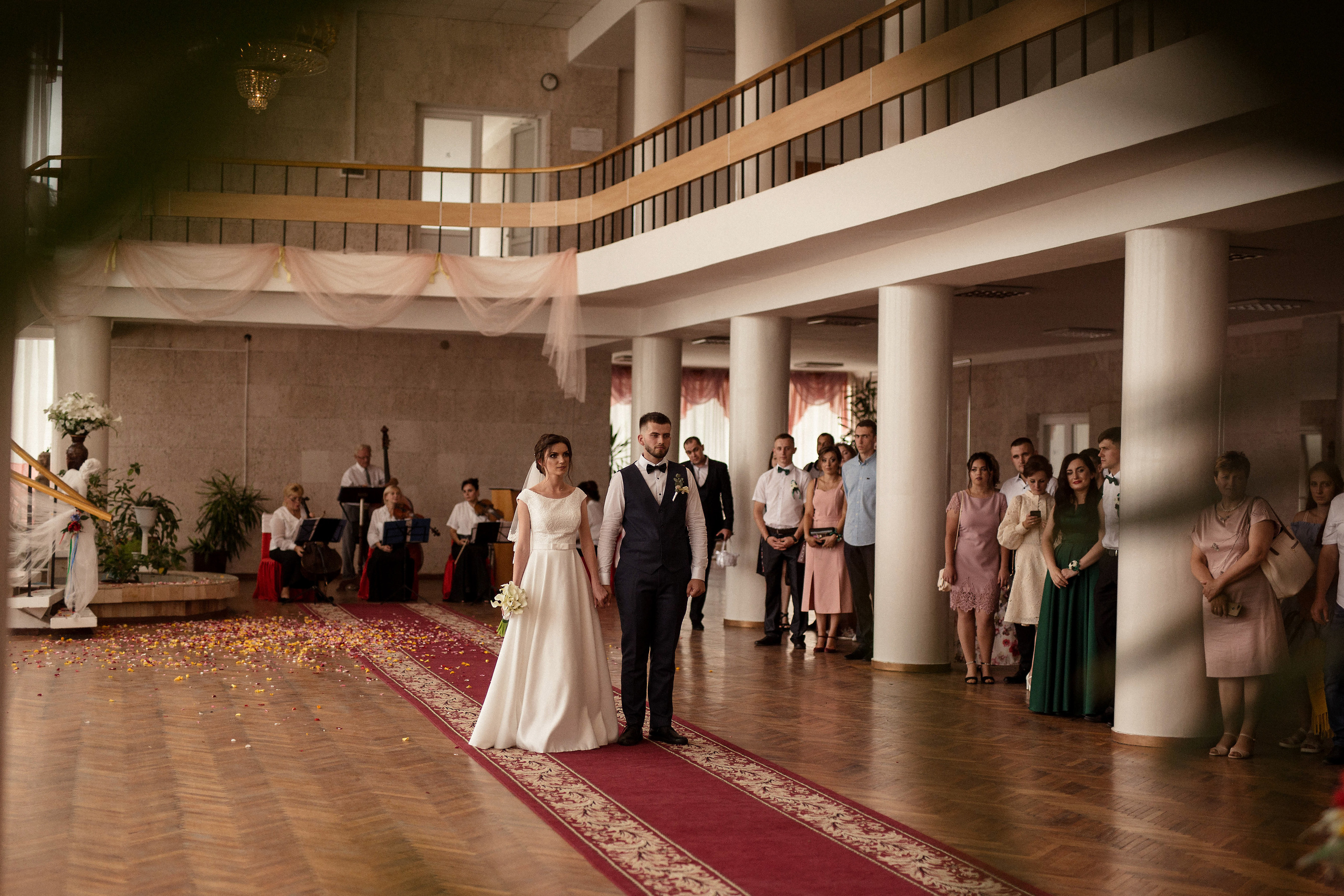 Oksana and Dima. Wedding and family photographer in Calgary