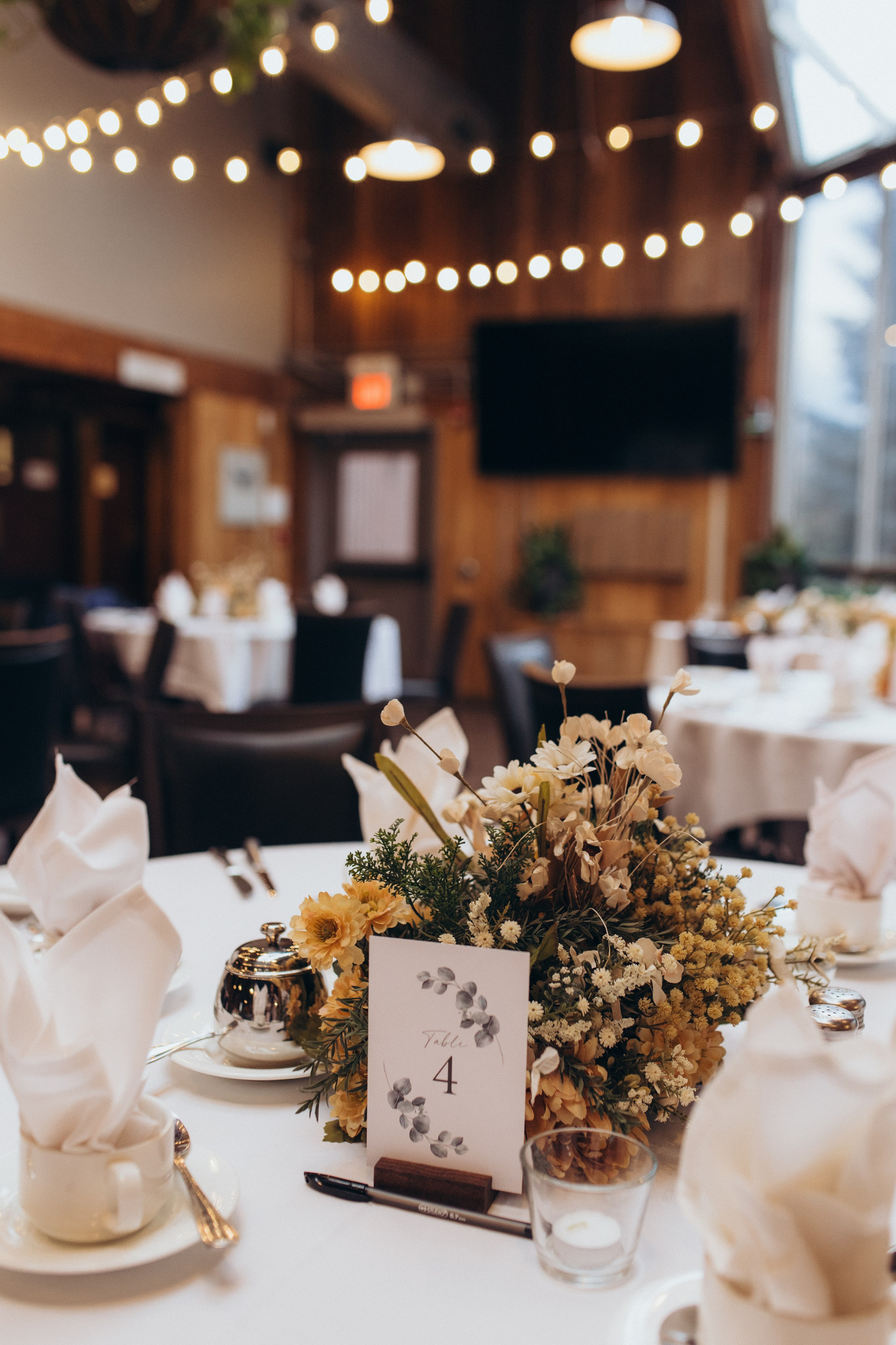 Matilda & Derek. Wedding and family photographer in Calgary