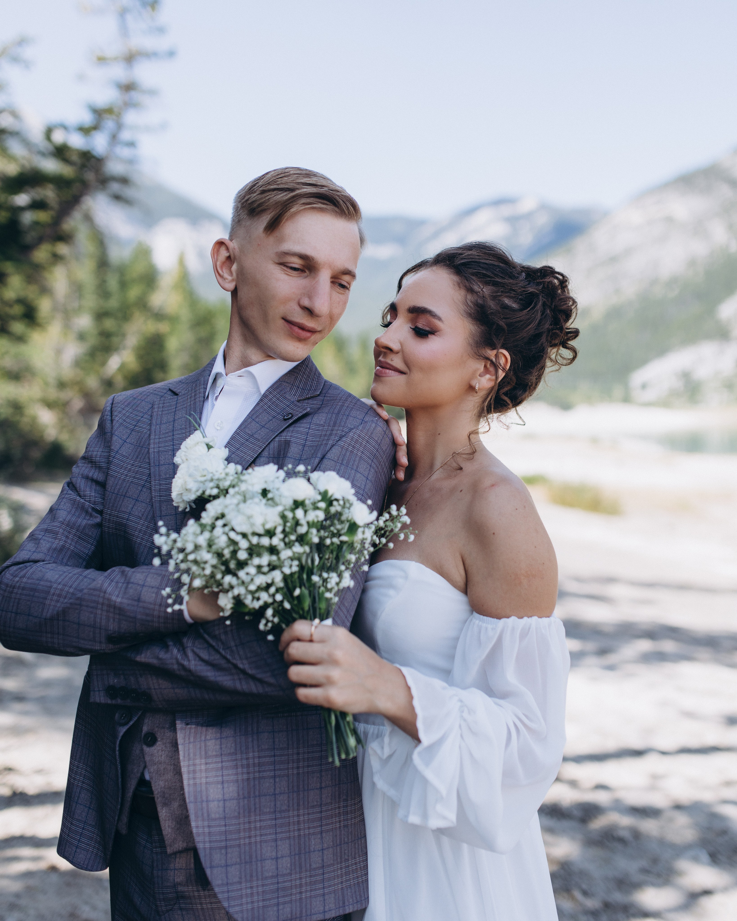 Nastya & Oleh. Wedding and family photographer in Calgary
