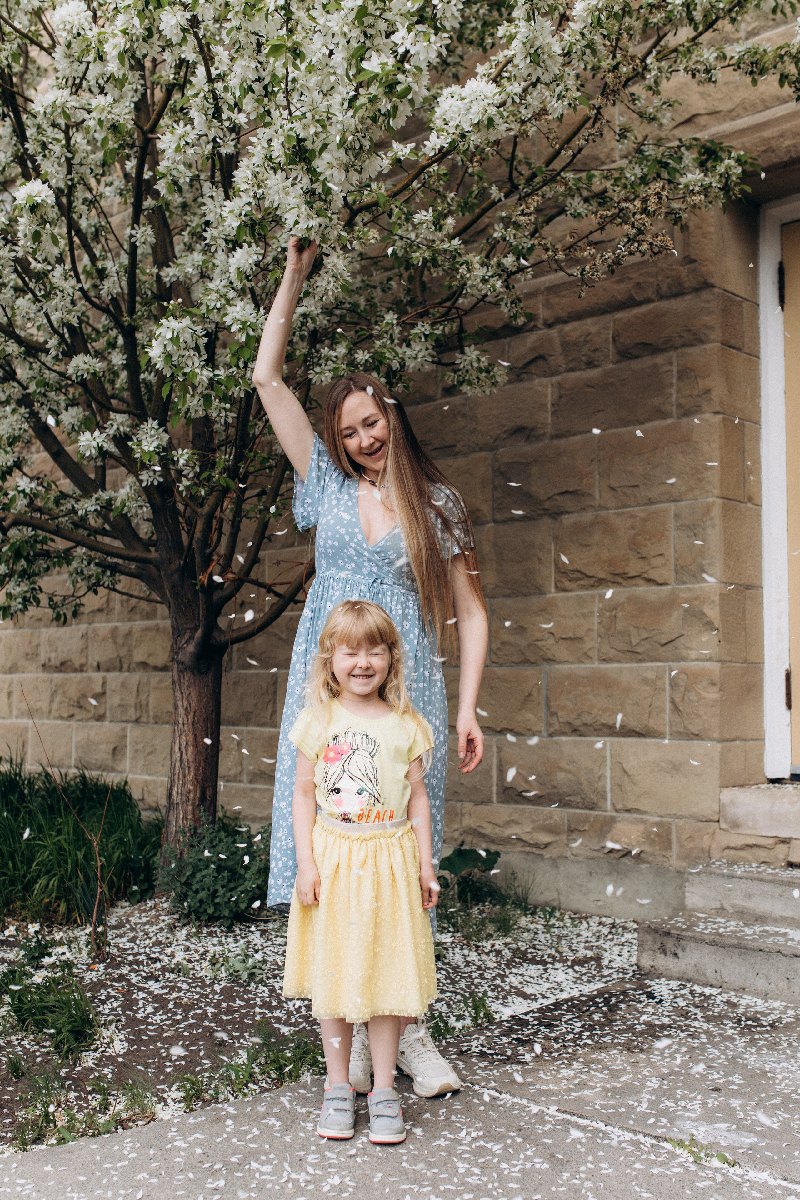 Blooming Spring. Wedding and family photographer in Calgary