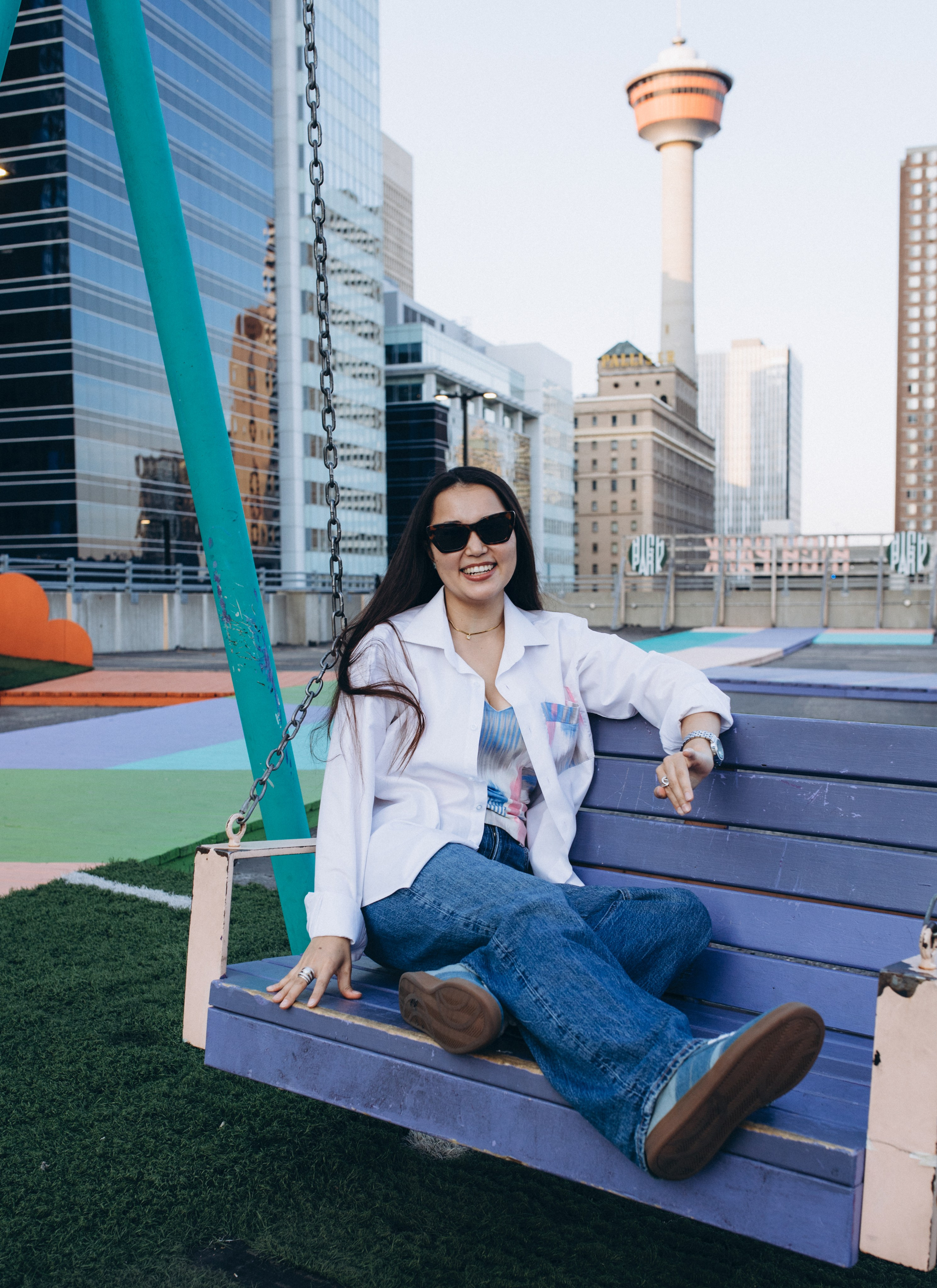 Madina. Wedding and family photographer in Calgary