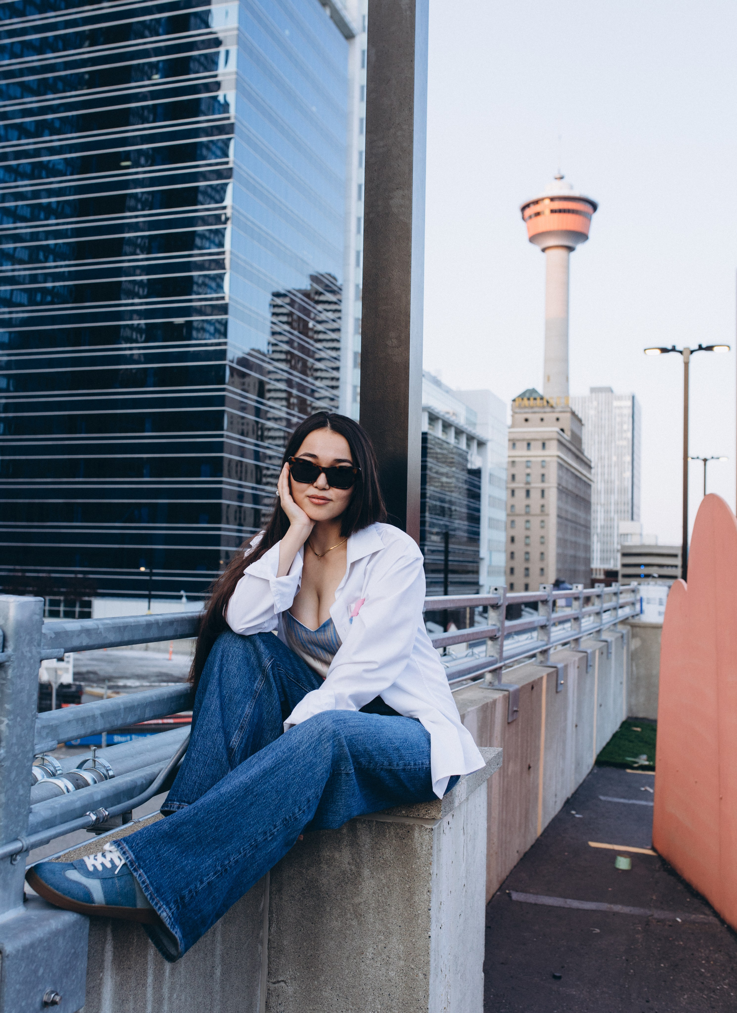 Madina. Wedding and family photographer in Calgary