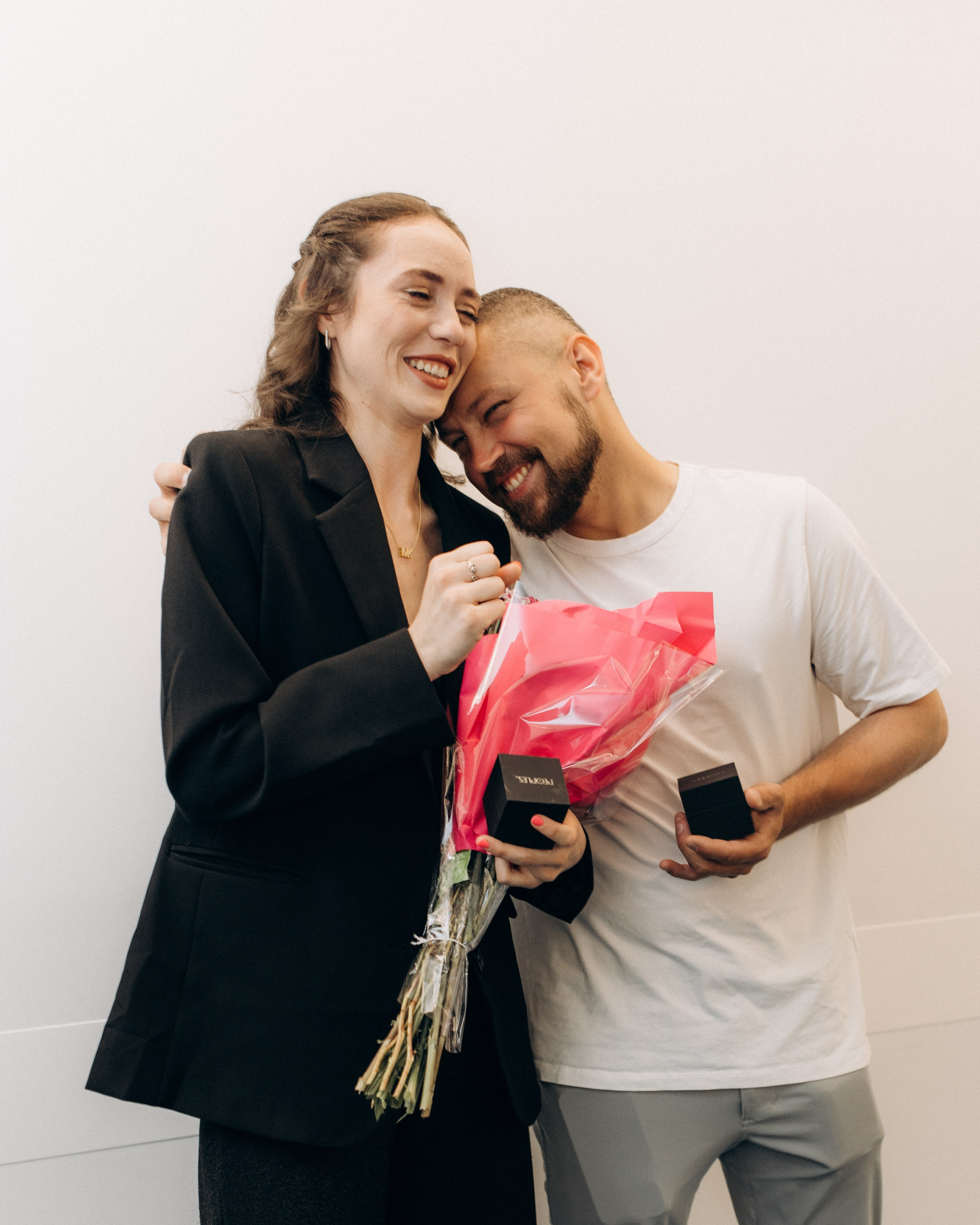 Olha & Ali. Wedding and family photographer in Calgary