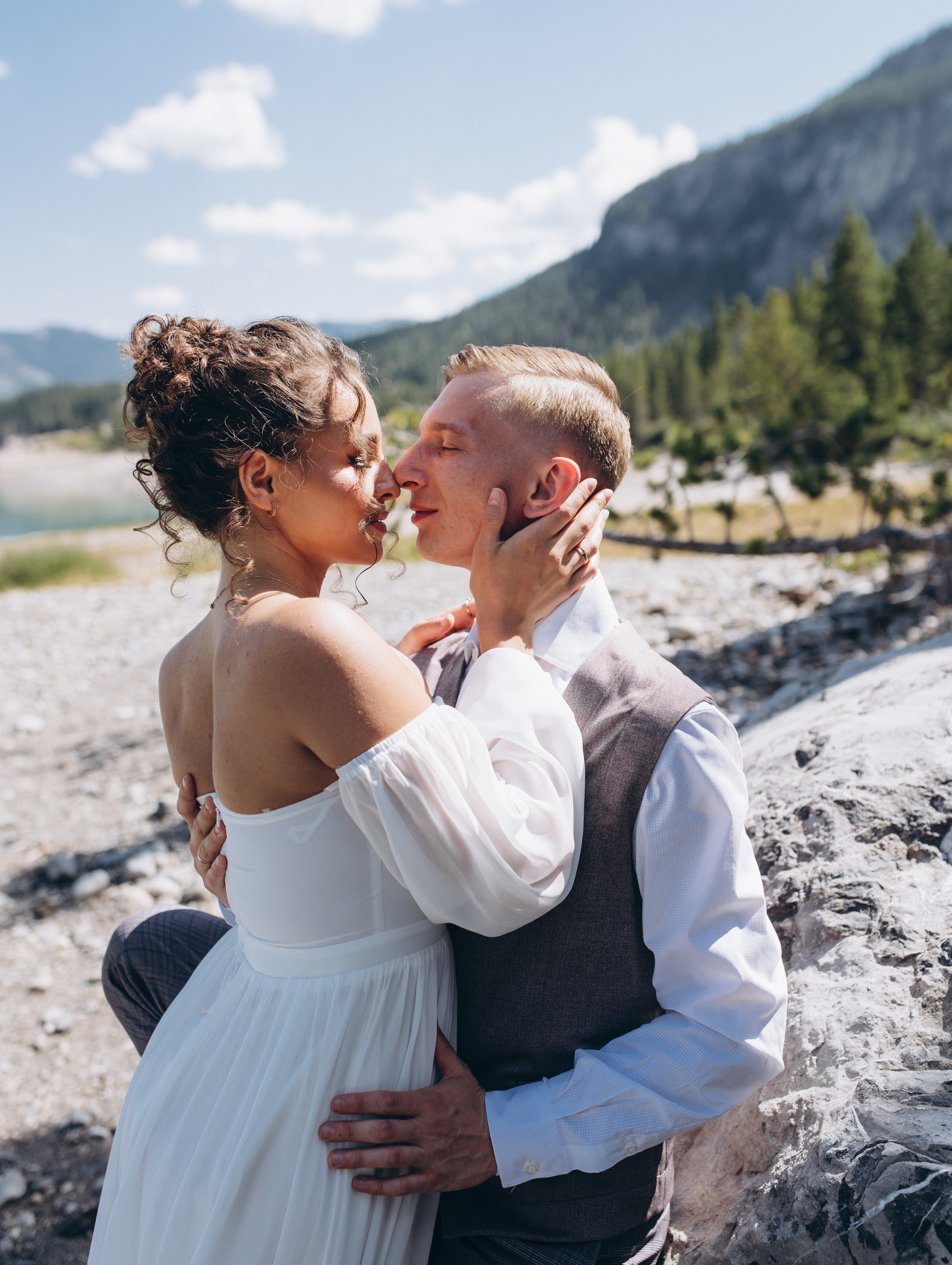 Nastya & Oleh. Wedding and family photographer in Calgary