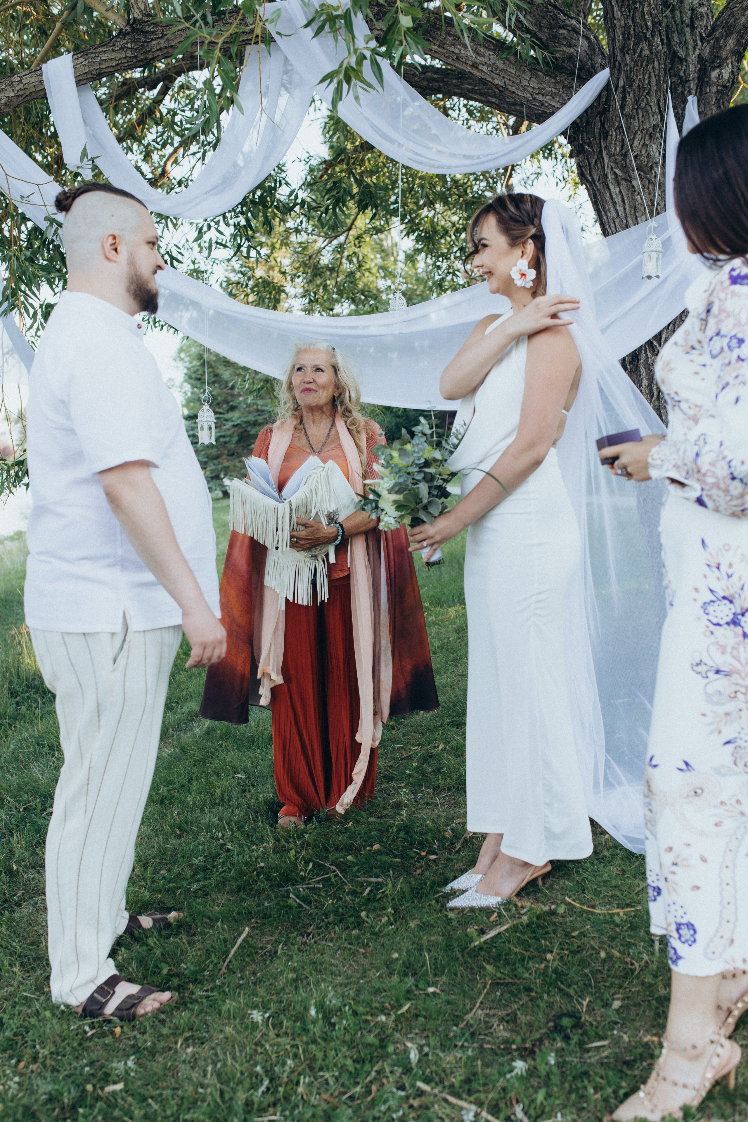 …. Wedding and family photographer in Calgary