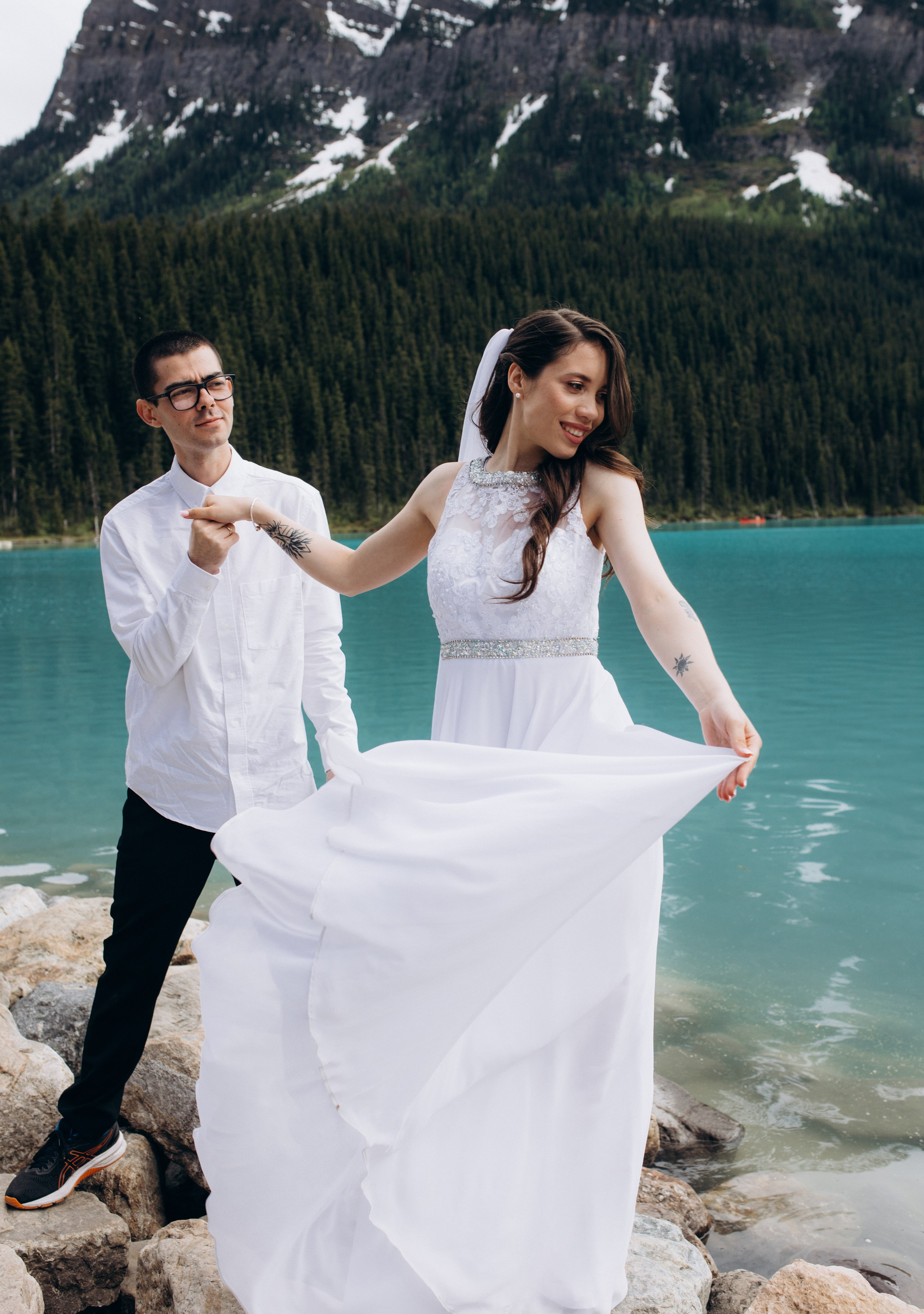 Olha & Ali. Wedding and family photographer in Calgary