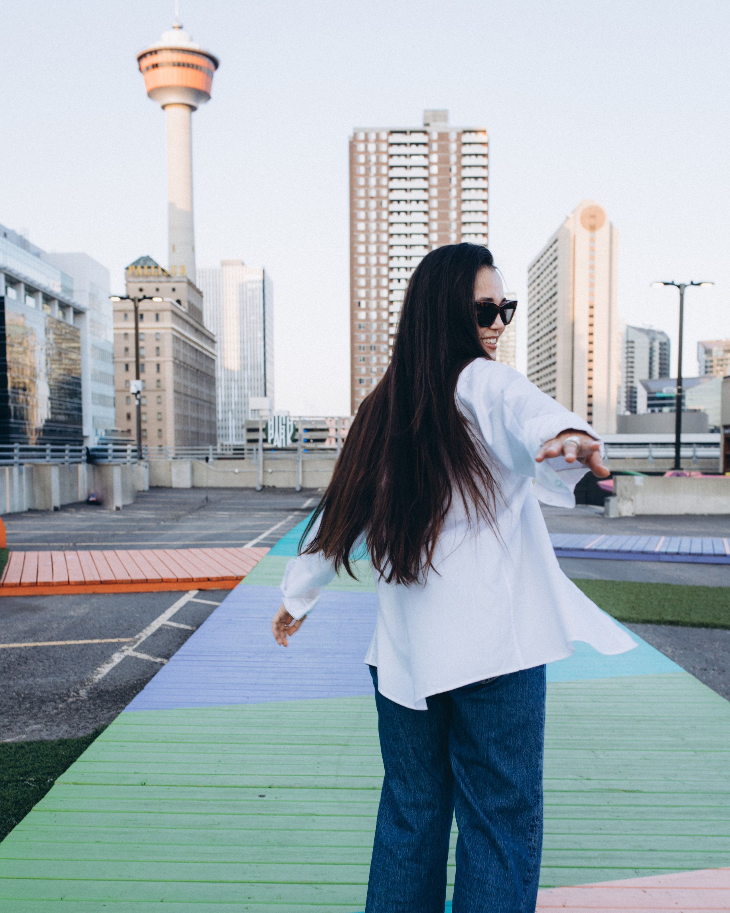 Madina. Wedding and family photographer in Calgary