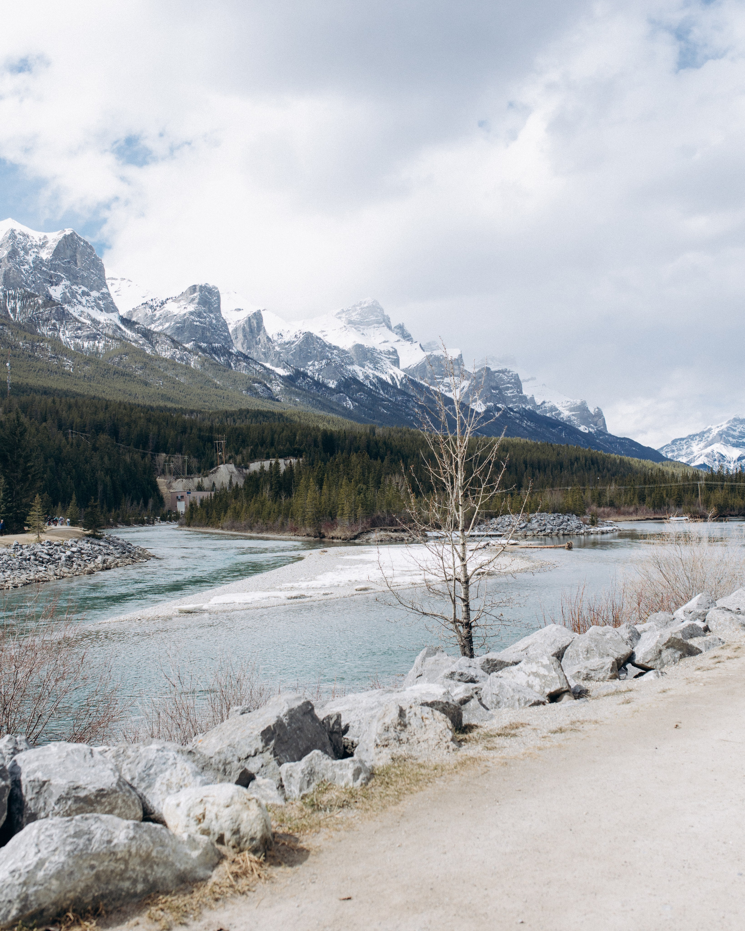 Canmore. Wedding and family photographer in Calgary