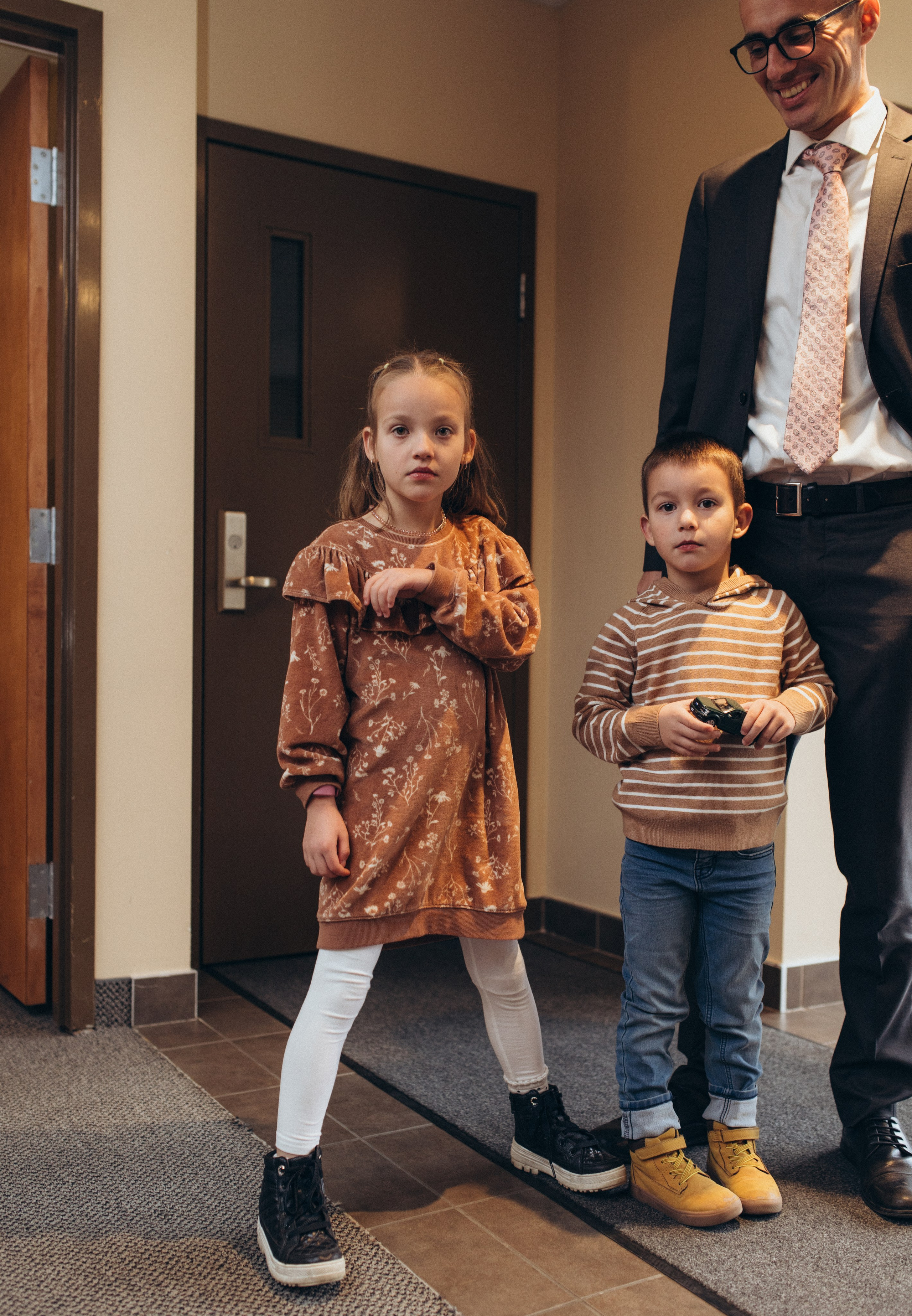 Matilda & Derek. Wedding and family photographer in Calgary