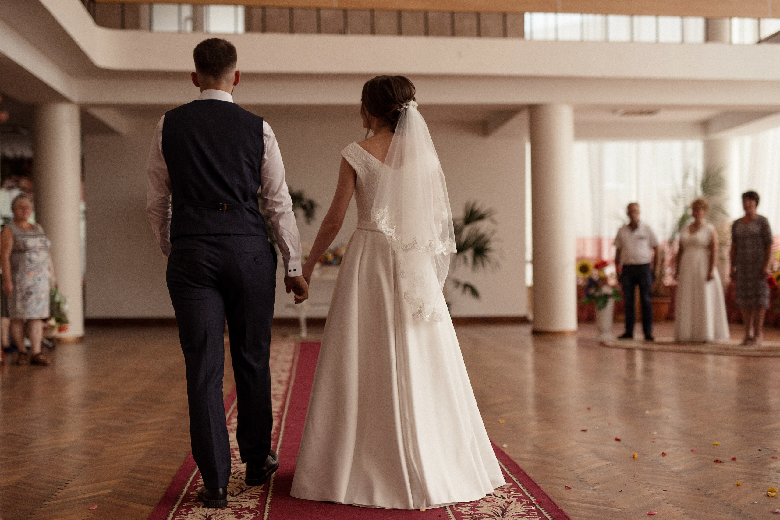 Oksana and Dima. Wedding and family photographer in Calgary