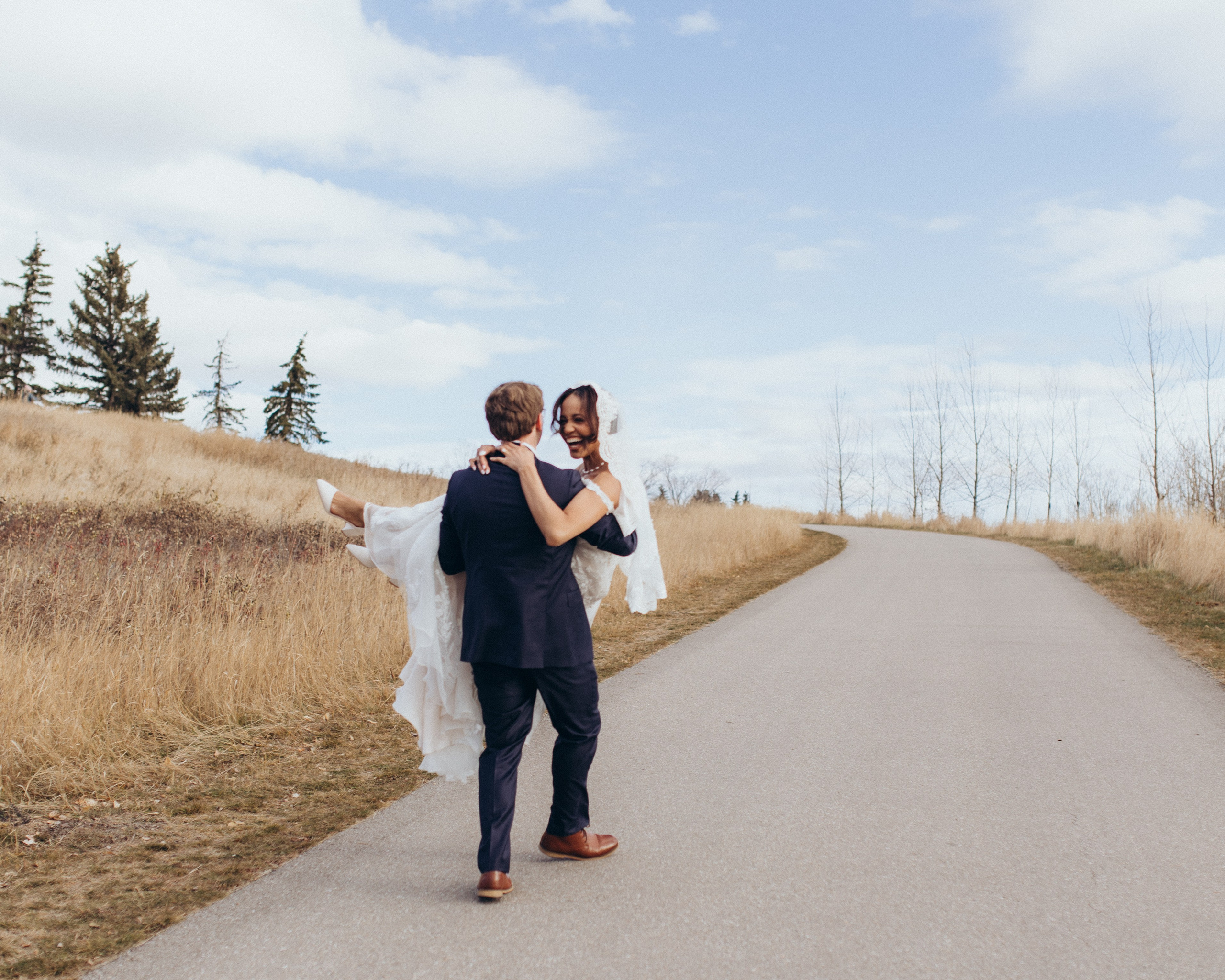 Matilda & Derek. Wedding and family photographer in Calgary