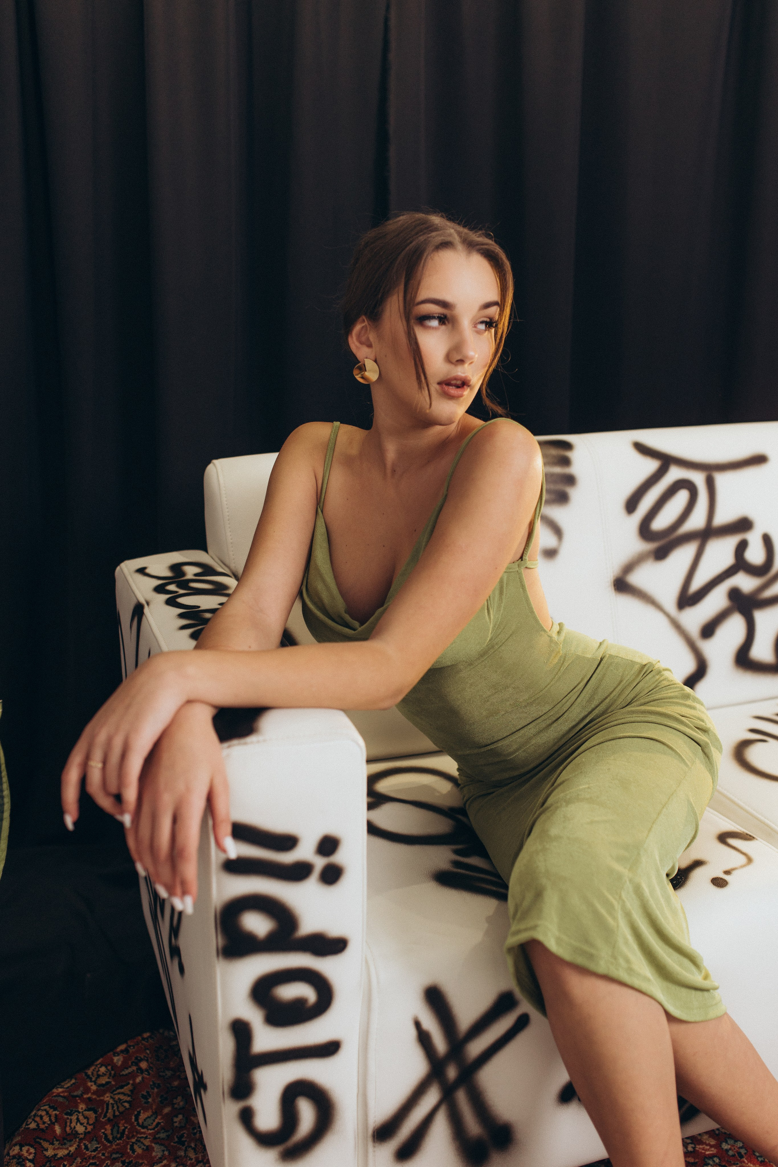 Vlada. Wedding and family photographer in Calgary