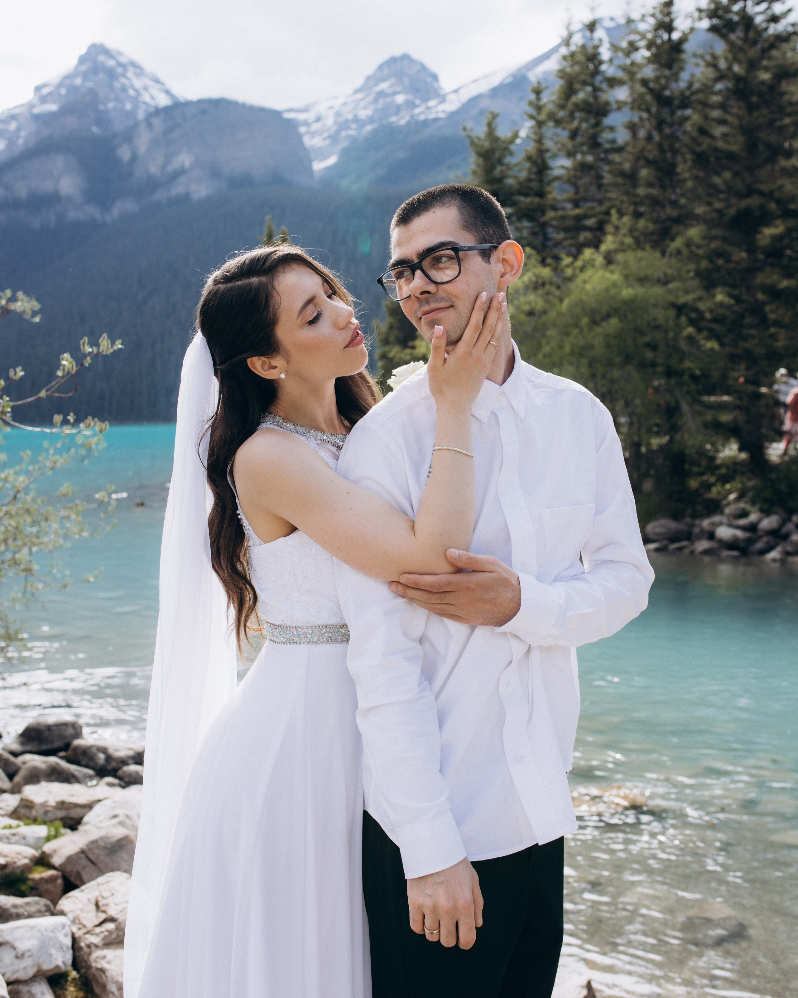 Olha & Ali. Wedding and family photographer in Calgary